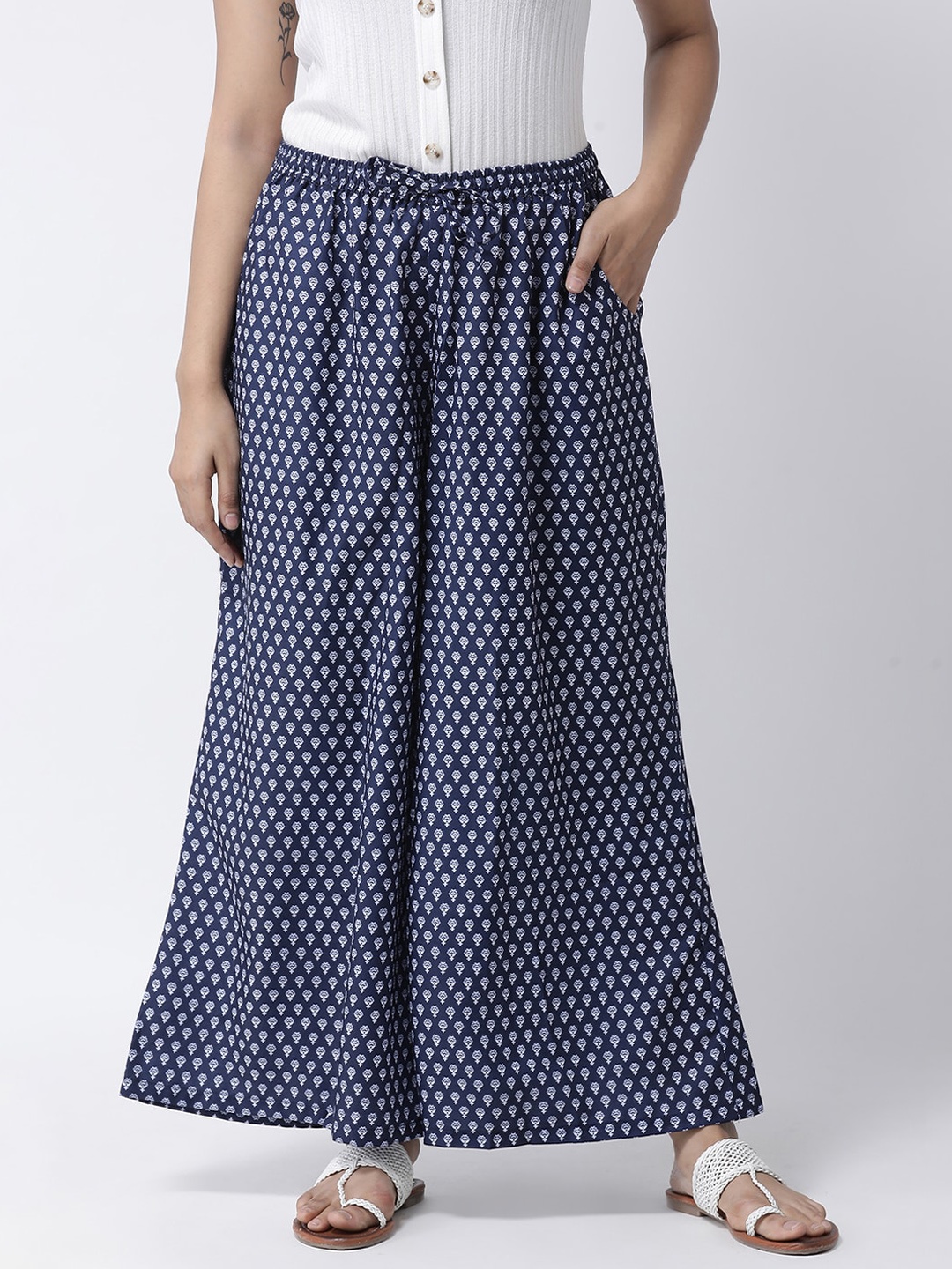 Hangup Women Navy Blue Printed Straight Palazzos