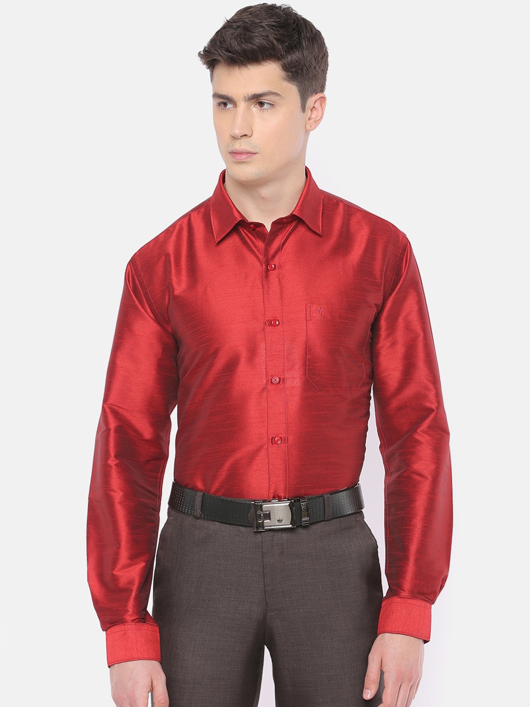 Ramraj Men Red Regular Fit Solid Formal Shirt