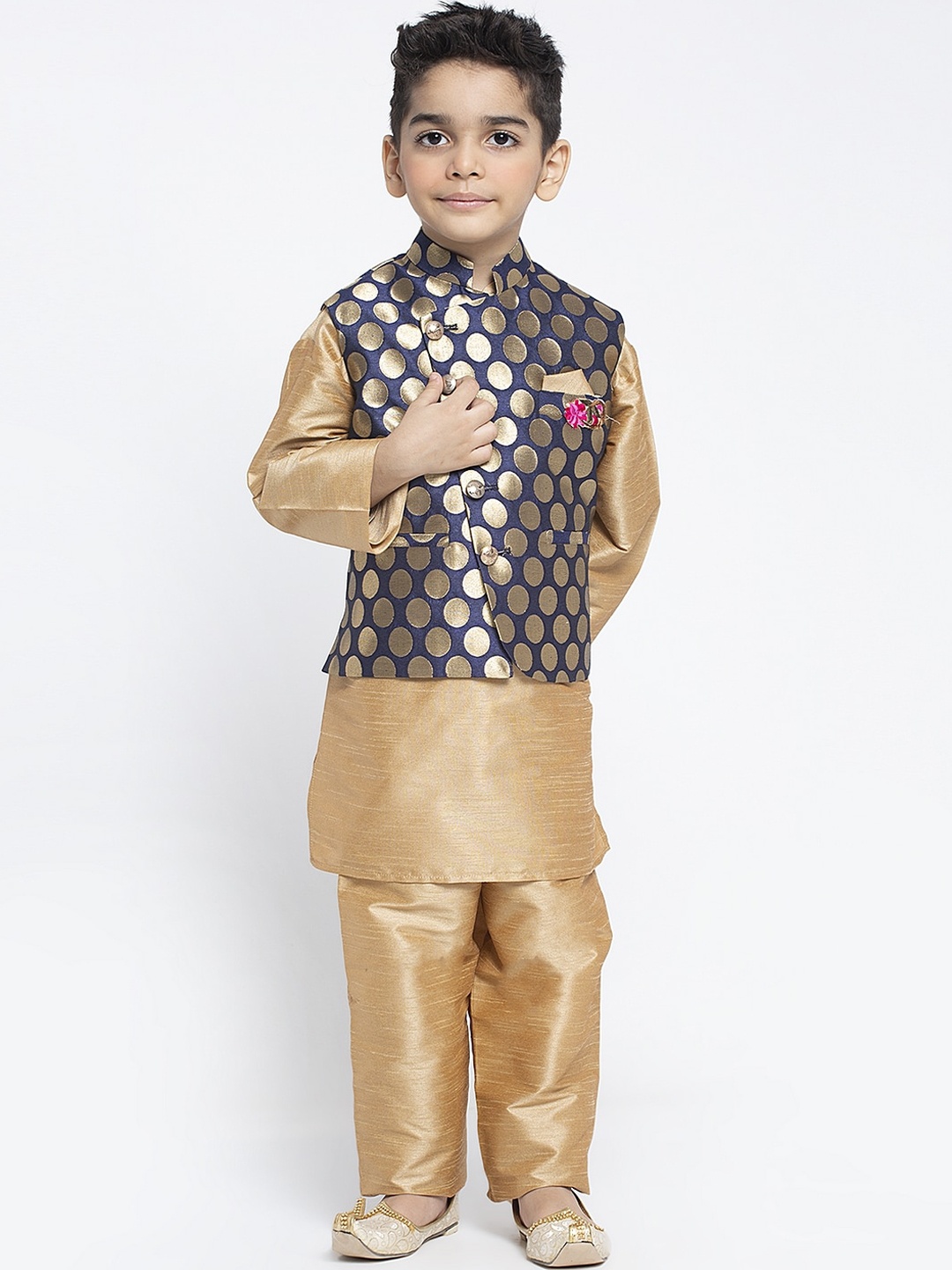 MAXENCE Boys Navy Blue & Gold-Toned Solid Kurta with Pyjamas & Nehru Jacket
MAXENCE Boys Navy Blue & Gold-Toned Solid Kurta with Pyjamas & Nehru Jacket