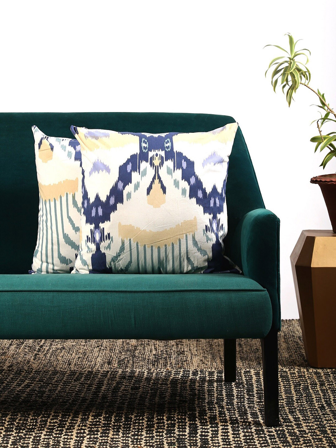 Contrast Living Set Of 2 Off-White & Blue Printed Square Cushion Covers
Contrast Living Set Of 2 Off-White & Blue Printed Square Cushion Covers