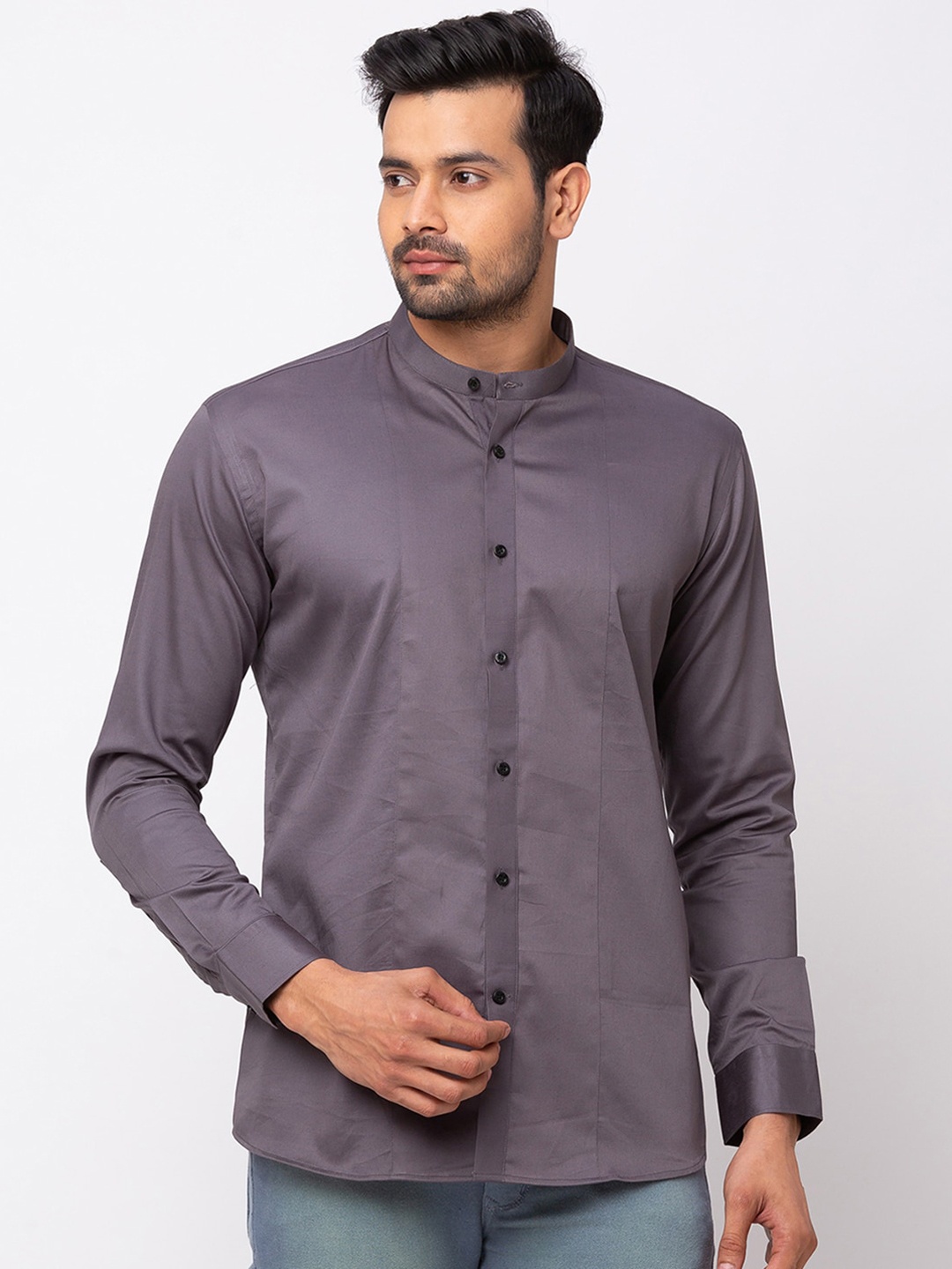 mode de base Men Grey Slim Fit Solid Casual Shirt