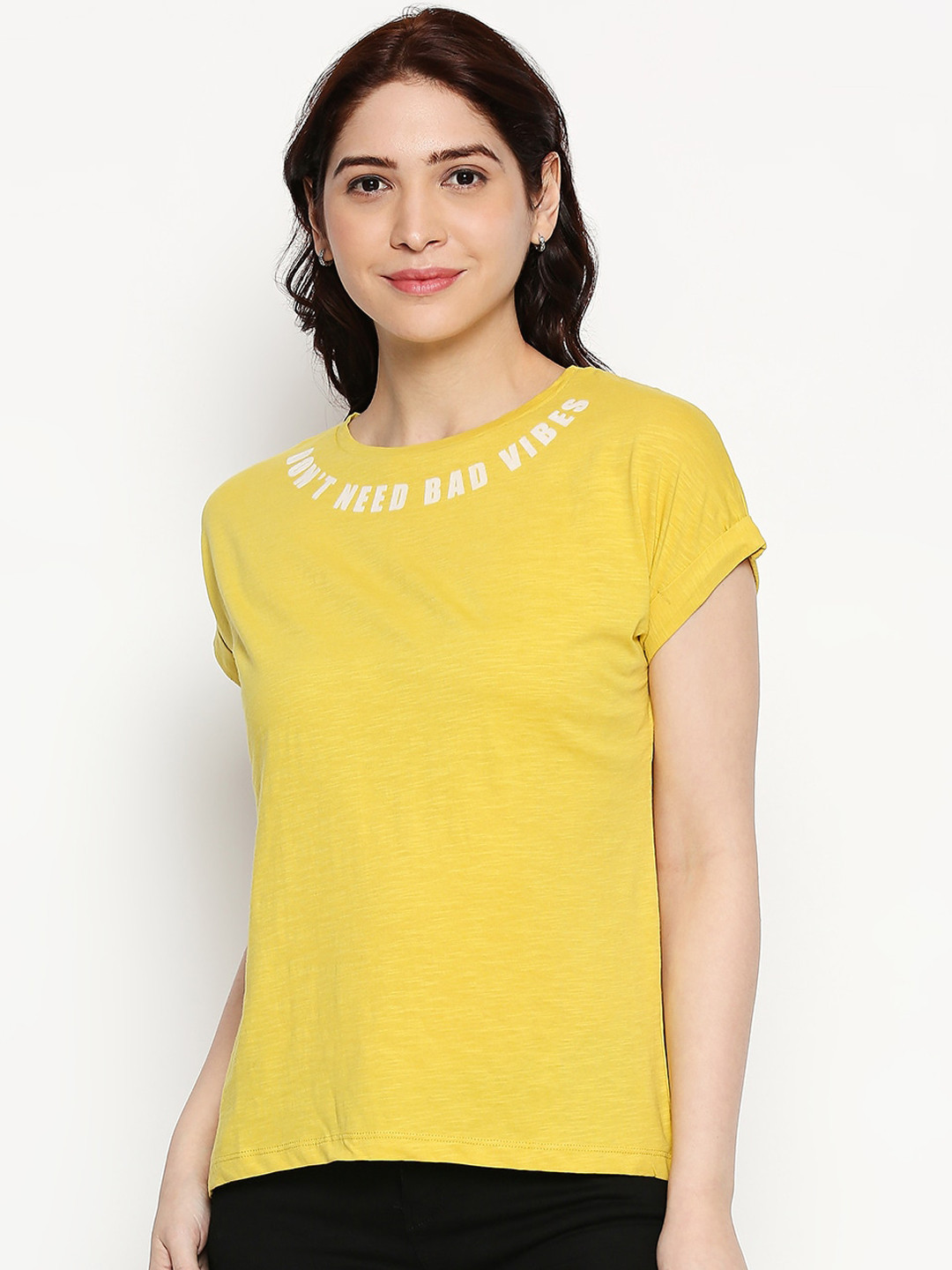 People Women Yellow Solid Round Neck T-shirt
People Women Yellow Solid Round Neck T-shirt
