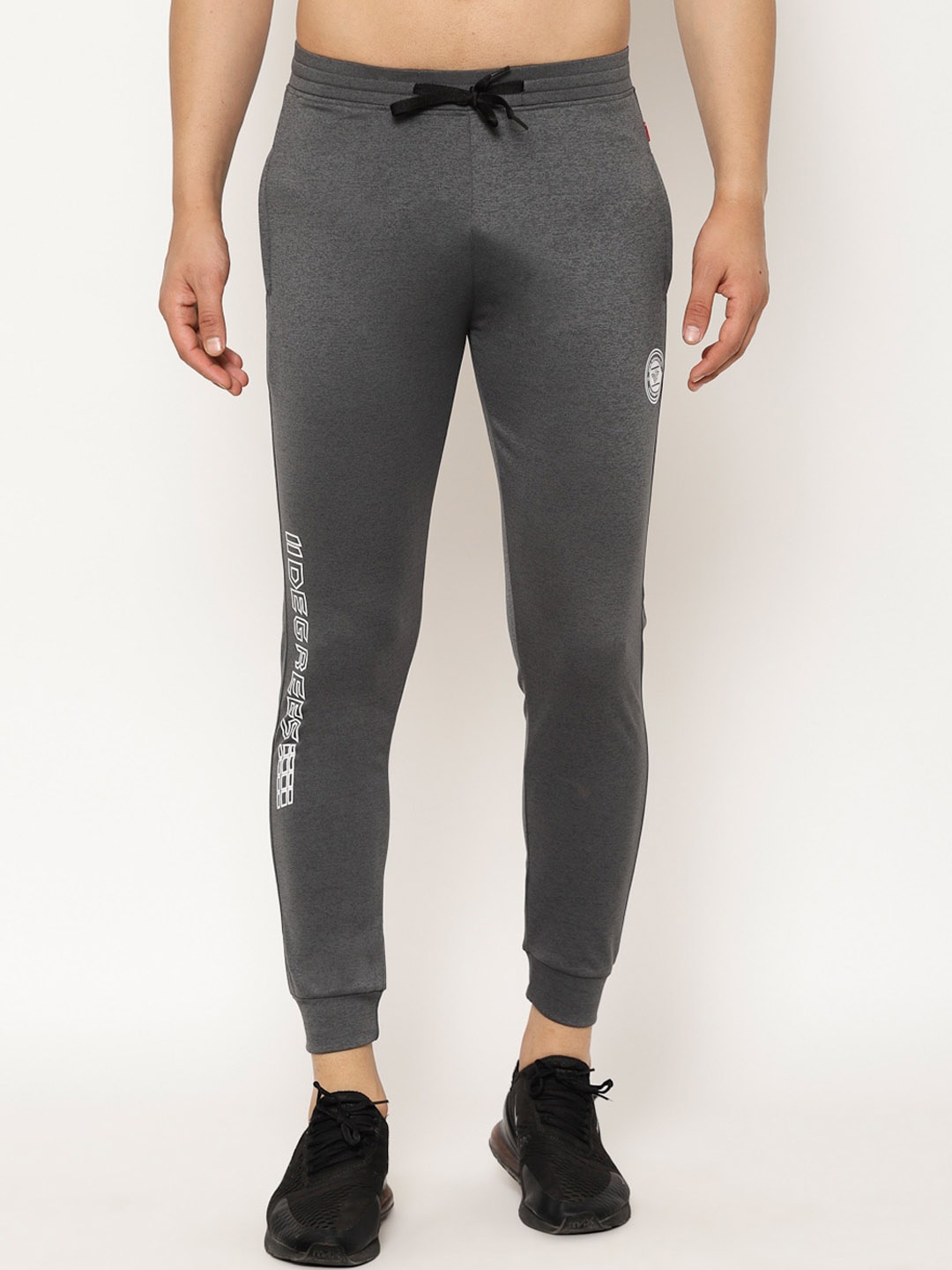 SAPPER Men Grey Solid Slim-Fit Joggers