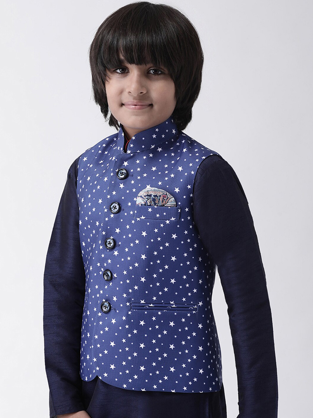 Hangup Boys Blue & White Printed Woven Nehru Jacket
Hangup Boys Blue & White Printed Woven Nehru Jacket