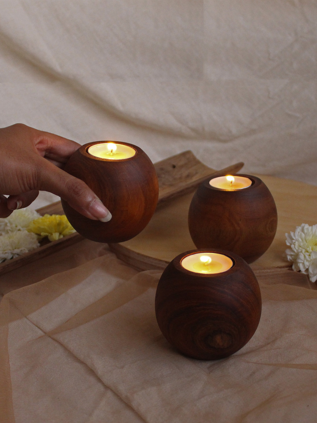 Studio Indigene Set of 3 Brown Handcrafted Tea Light Holders with Tea Lights
Studio Indigene Set of 3 Brown Handcrafted Tea Light Holders with Tea Lights