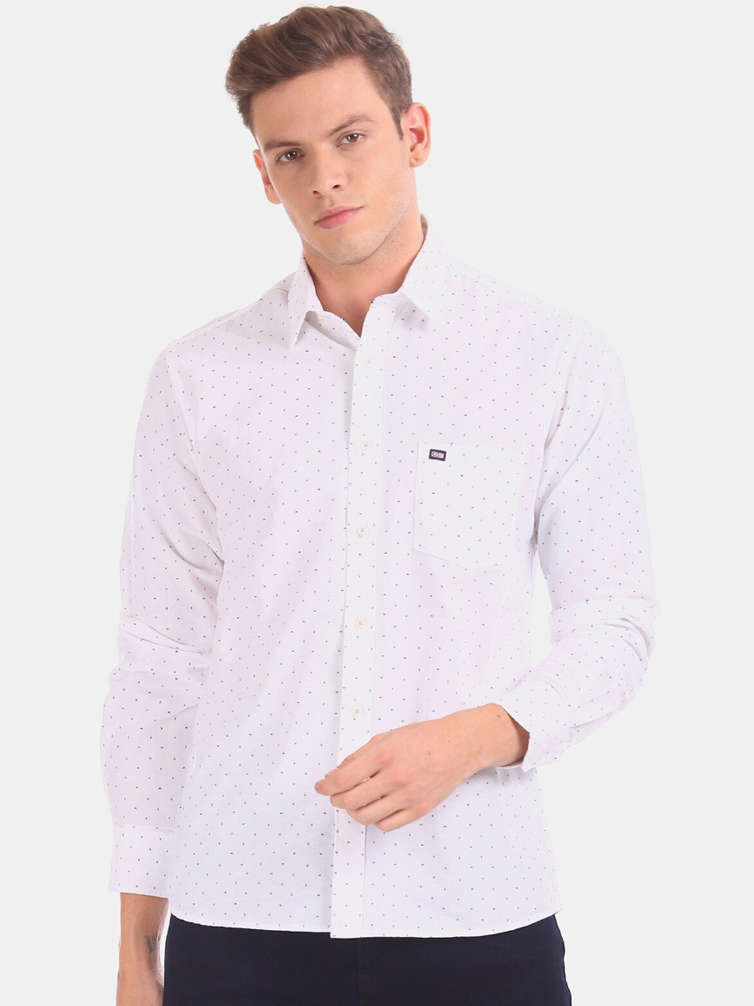 Arrow Sport Men White & Blue Regular Fit Printed Casual Shirt