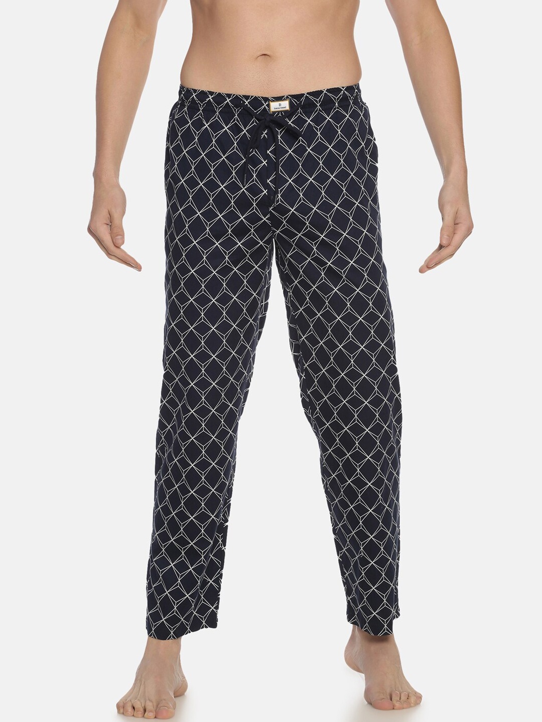 Bene Kleed Men Black & White Printed Lounge Pants