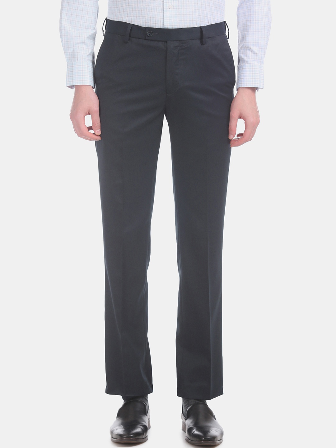 Arrow Men Blue Tapered Fit Solid Formal Trousers