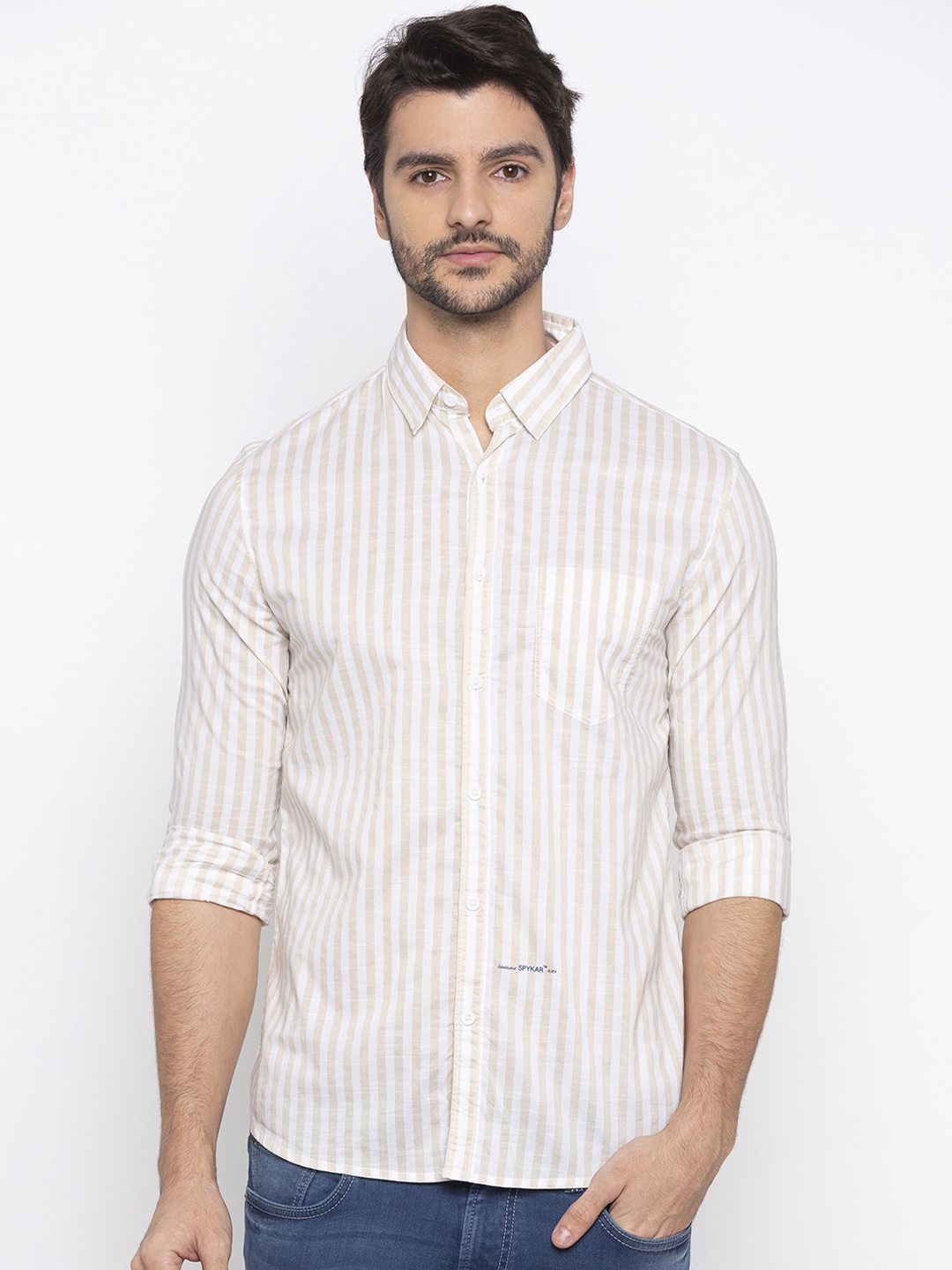 SPYKAR Men Beige & White Slim Fit Striped Casual Shirt