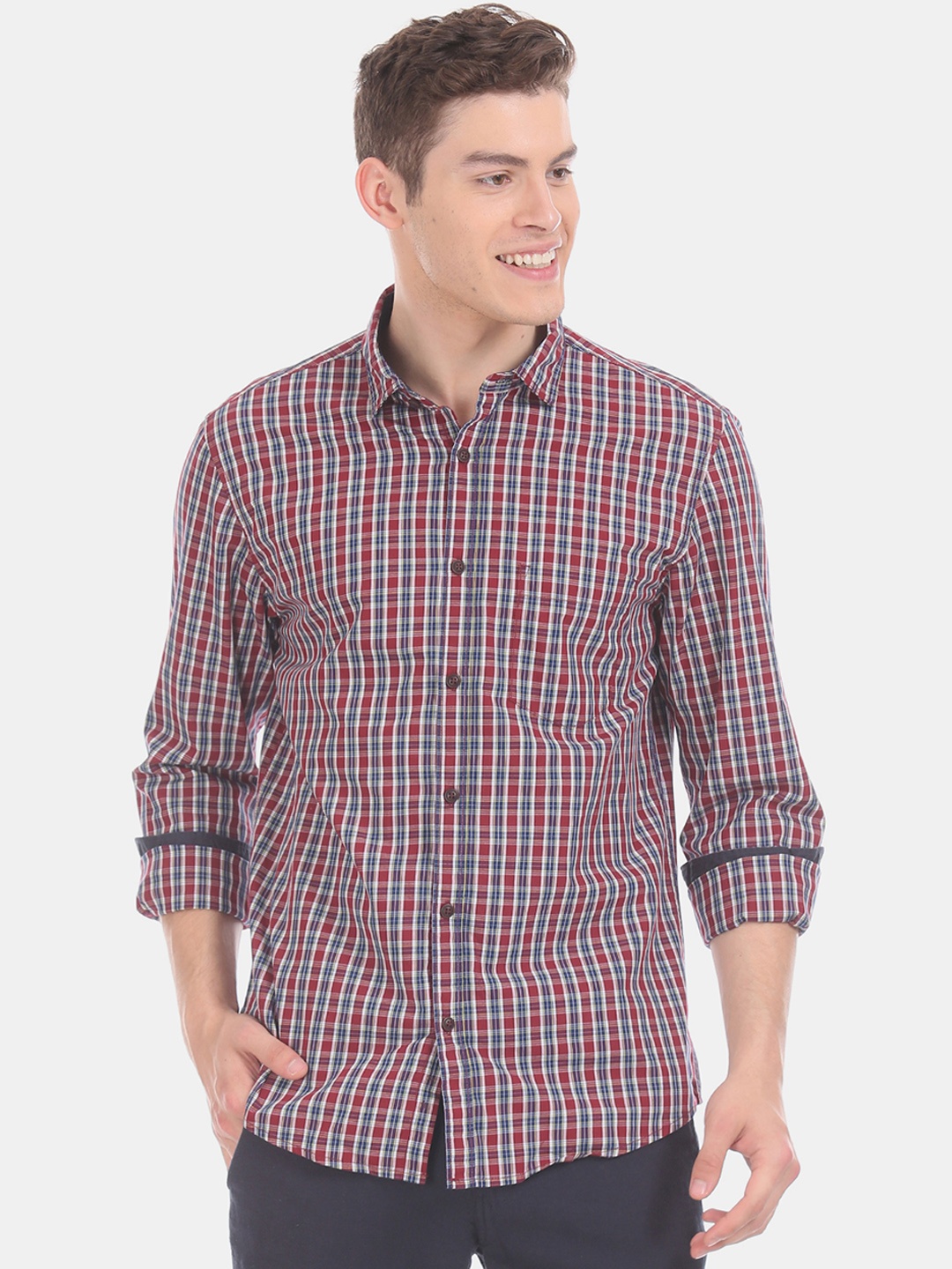 Ruggers Men Red & Navy Blue Regular Fit Checked Casual Shirt