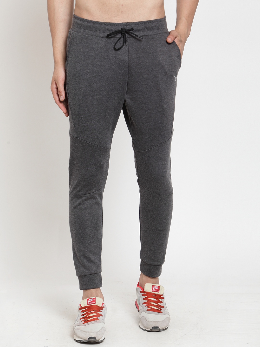 Invincible Men Grey Solid Slim-Fit Fleece Joggers