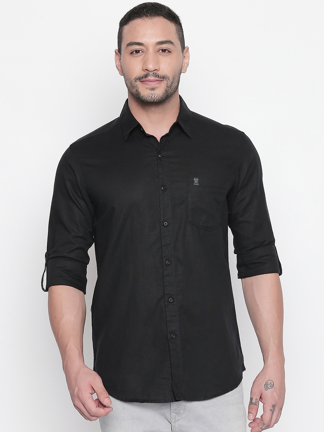 Mufti Men Black Slim Fit Solid Casual Shirt