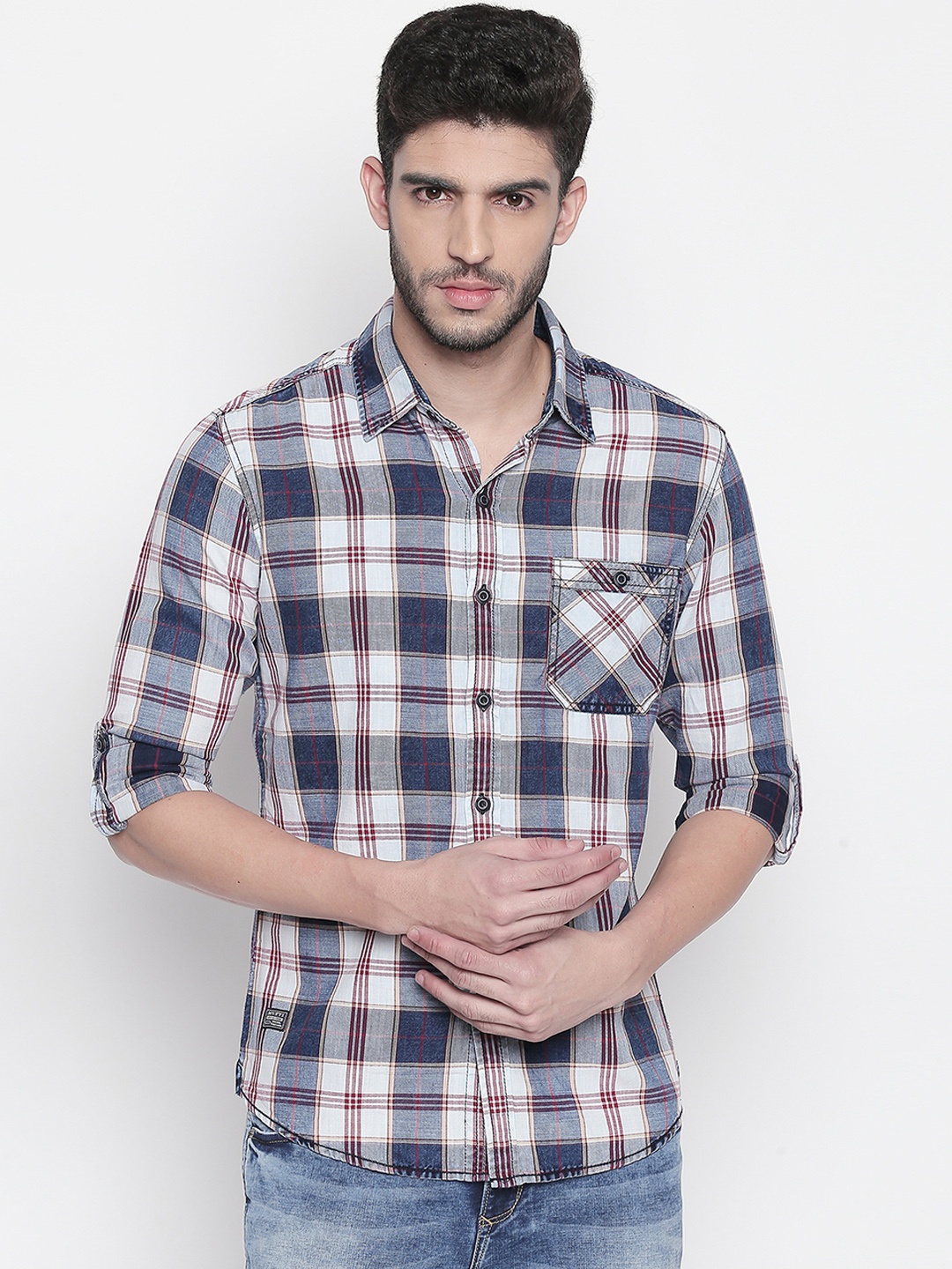 Mufti Men White & Blue Slim Fit Checked Casual Shirt