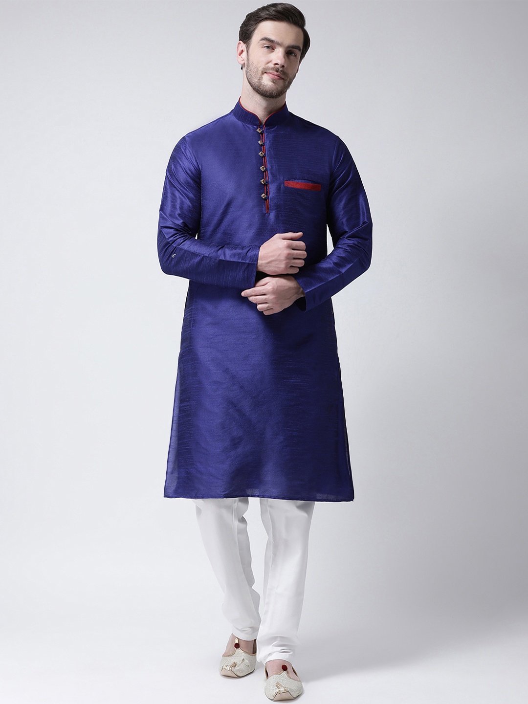 SG LEMAN Men Blue & Off-White Solid Kurta with Churidar