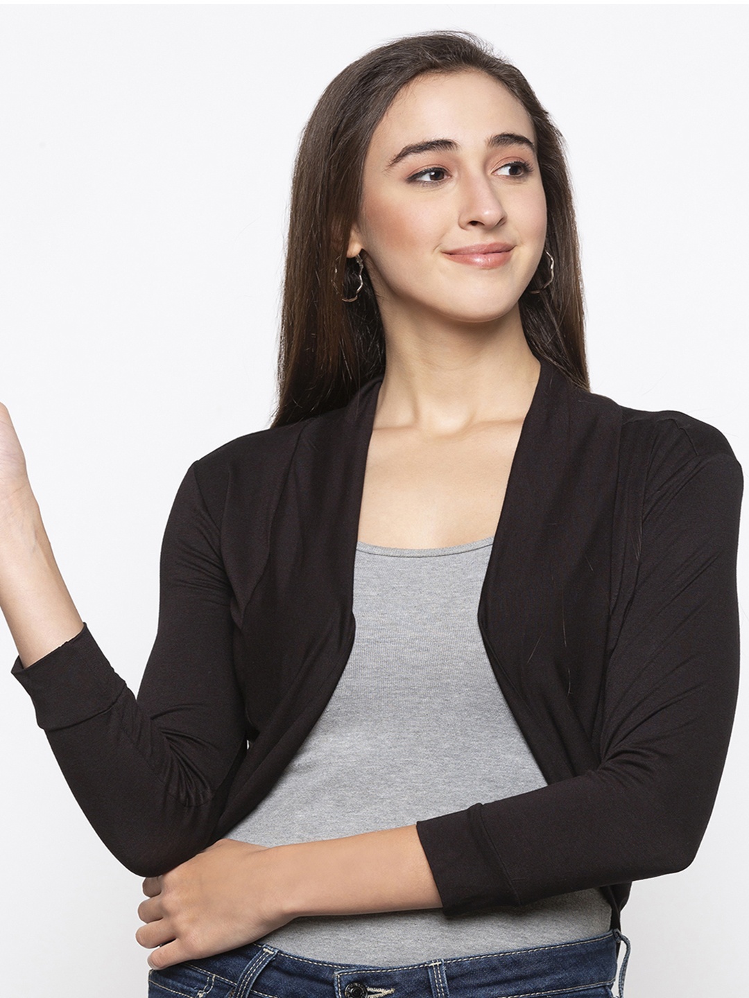 Globus Women Black Solid Open Front Shrug