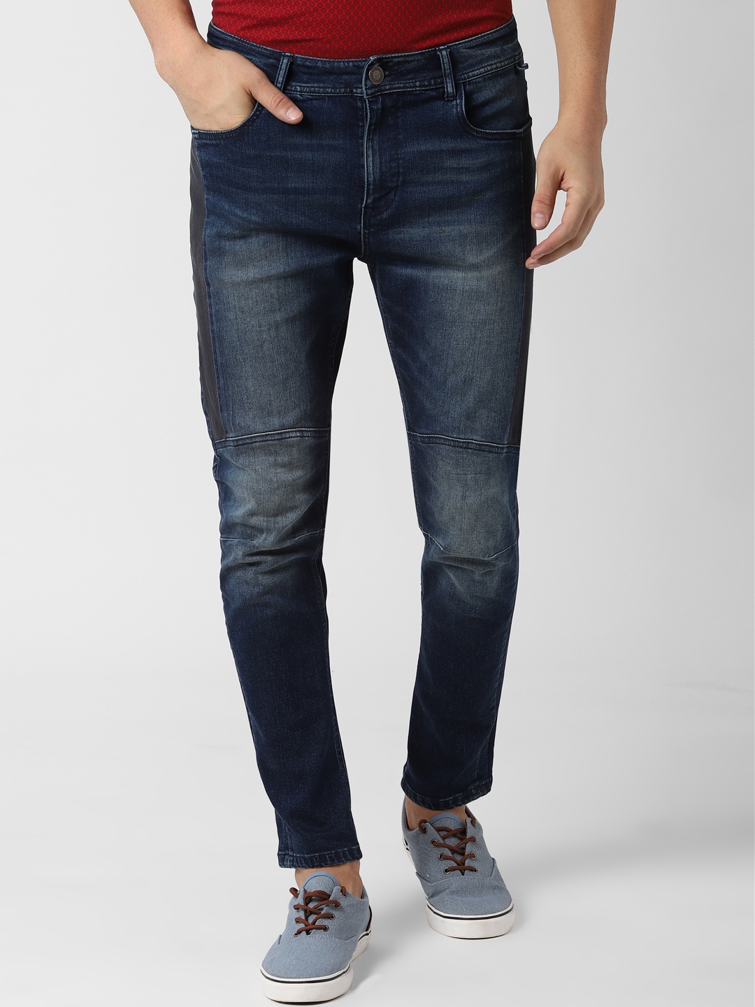 Peter England Casuals Men Navy Blue Tapered Fit Mid-Rise Clean Look Stretchable Jeans
Peter England Casuals Men Navy Blue Tapered Fit Mid-Rise Clean Look Stretchable Jeans