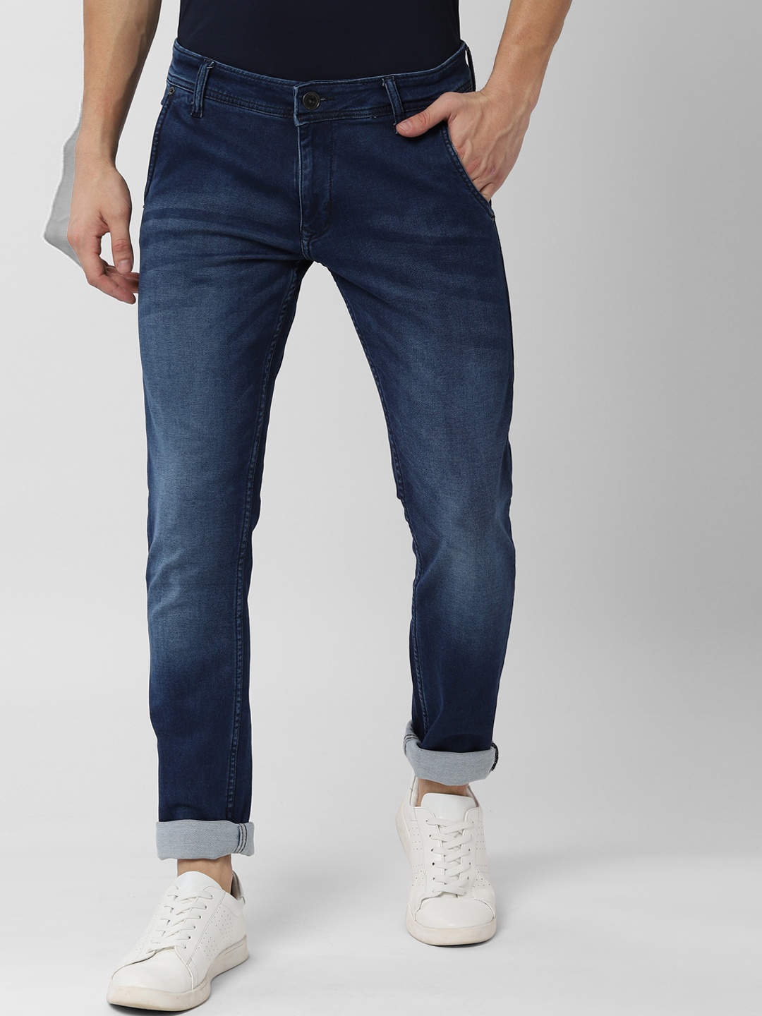 Peter England Casuals Men Navy Blue Skinny Fit Mid-Rise Clean Look Stretchable Jeans
Peter England Casuals Men Navy Blue Skinny Fit Mid-Rise Clean Look Stretchable Jeans
