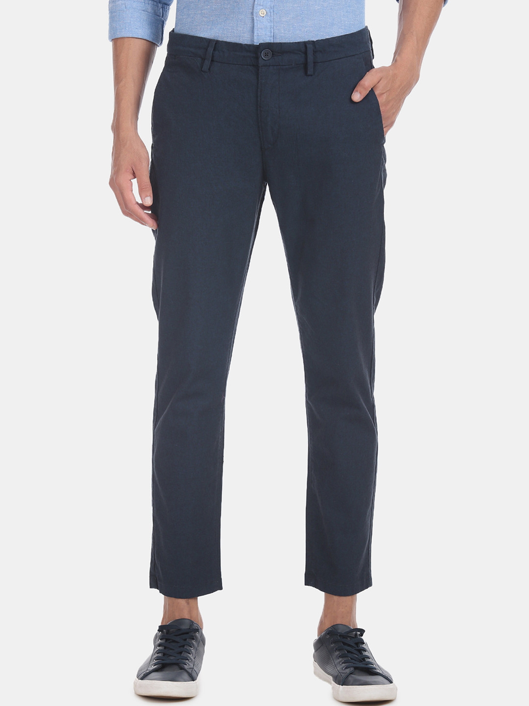 U.S. Polo Assn. Men Blue Regular Fit Solid Regular Trousers
U.S. Polo Assn. Men Blue Regular Fit Solid Regular Trousers