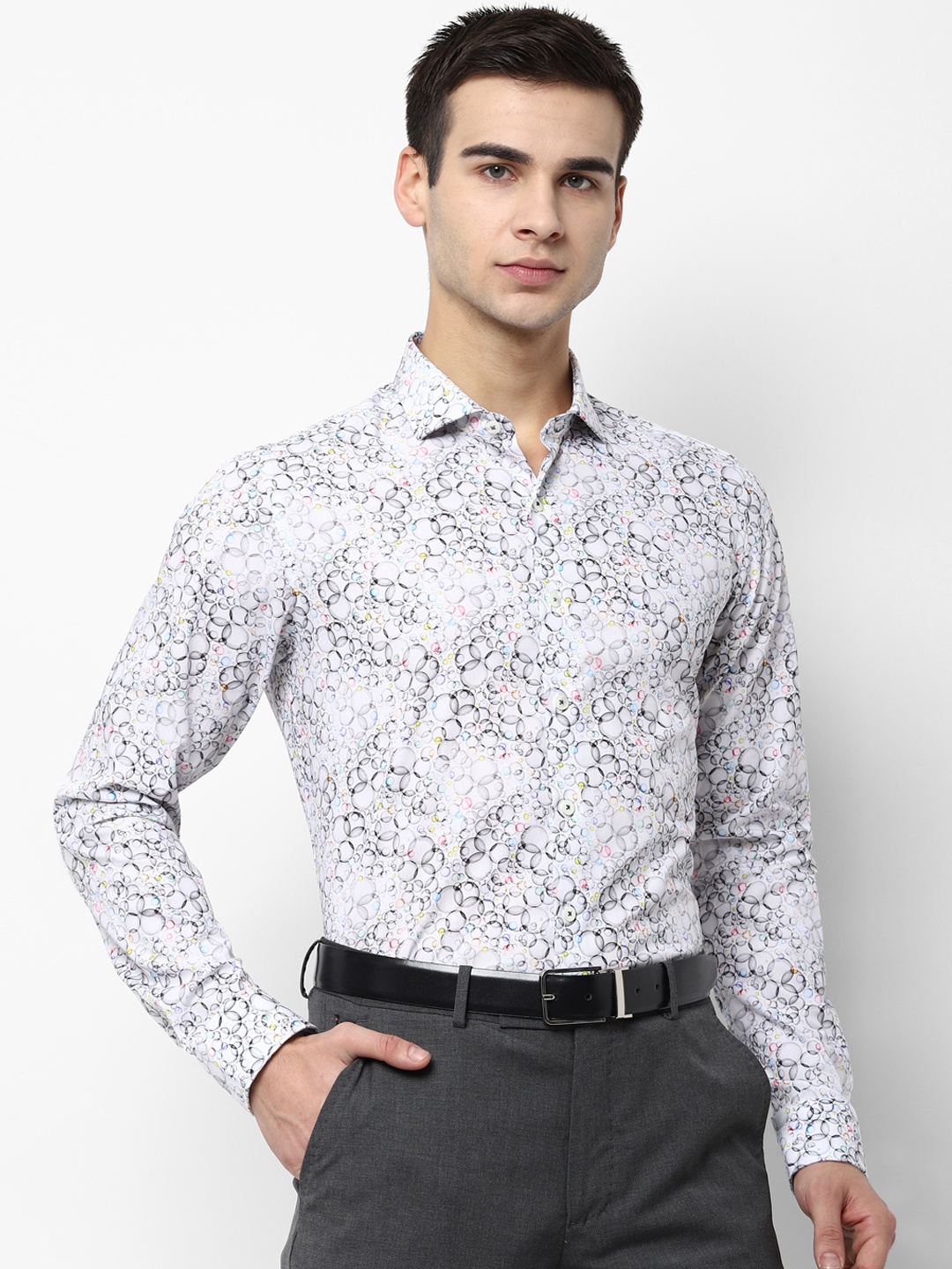 SIMON CARTER LONDON Men White & Black Regular Fit Printed Formal Shirt