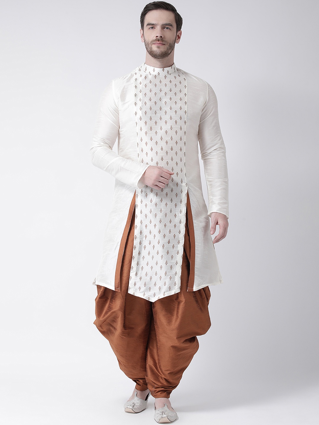 DEYANN Men Off-White & Brown Printed Asymmetric Hemline Straight Kurta