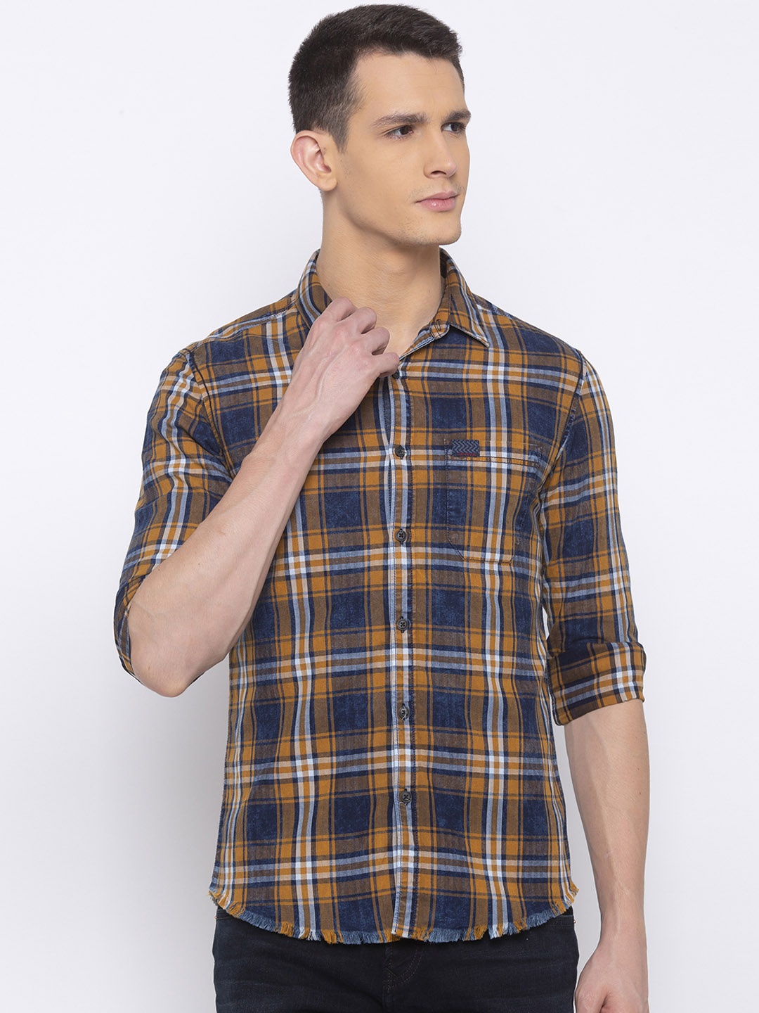 SPYKAR Men Navy Blue & Yellow Slim Fit Checked Casual Shirt