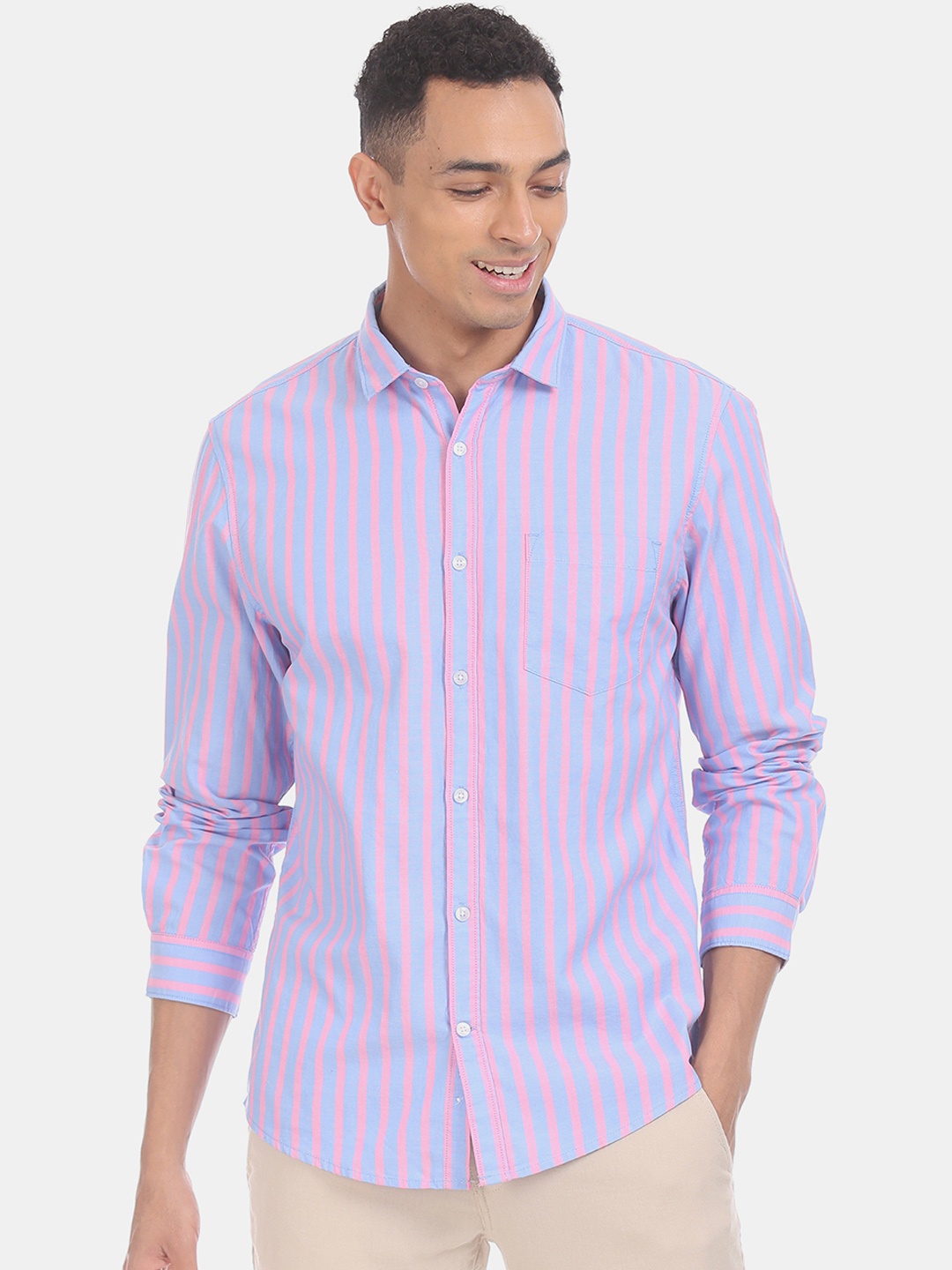Ruggers Men Blue & Pink Regular Fit Striped Casual Shirt