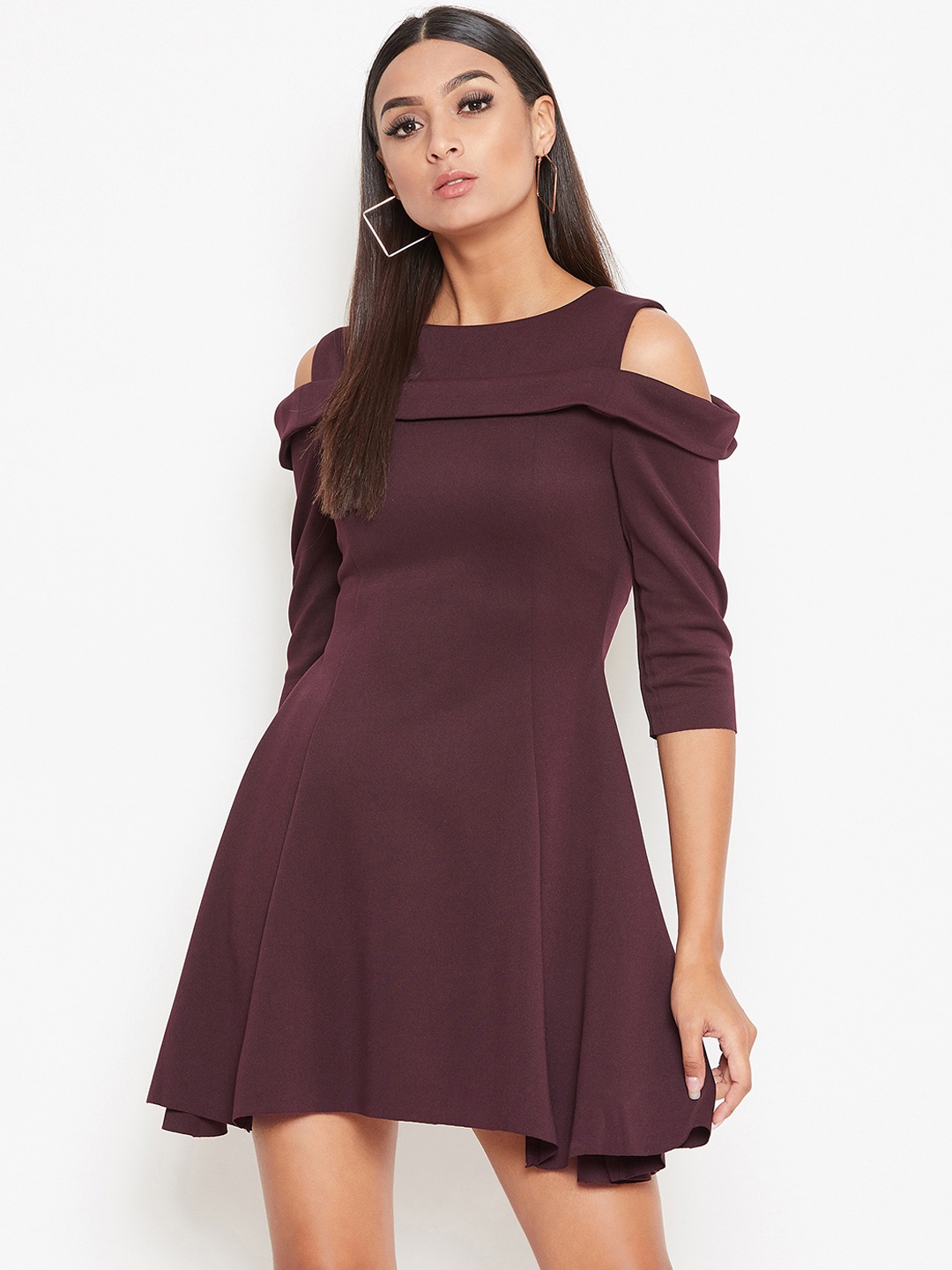 La Zoire Women Burgundy Solid Fit and Flare Dress