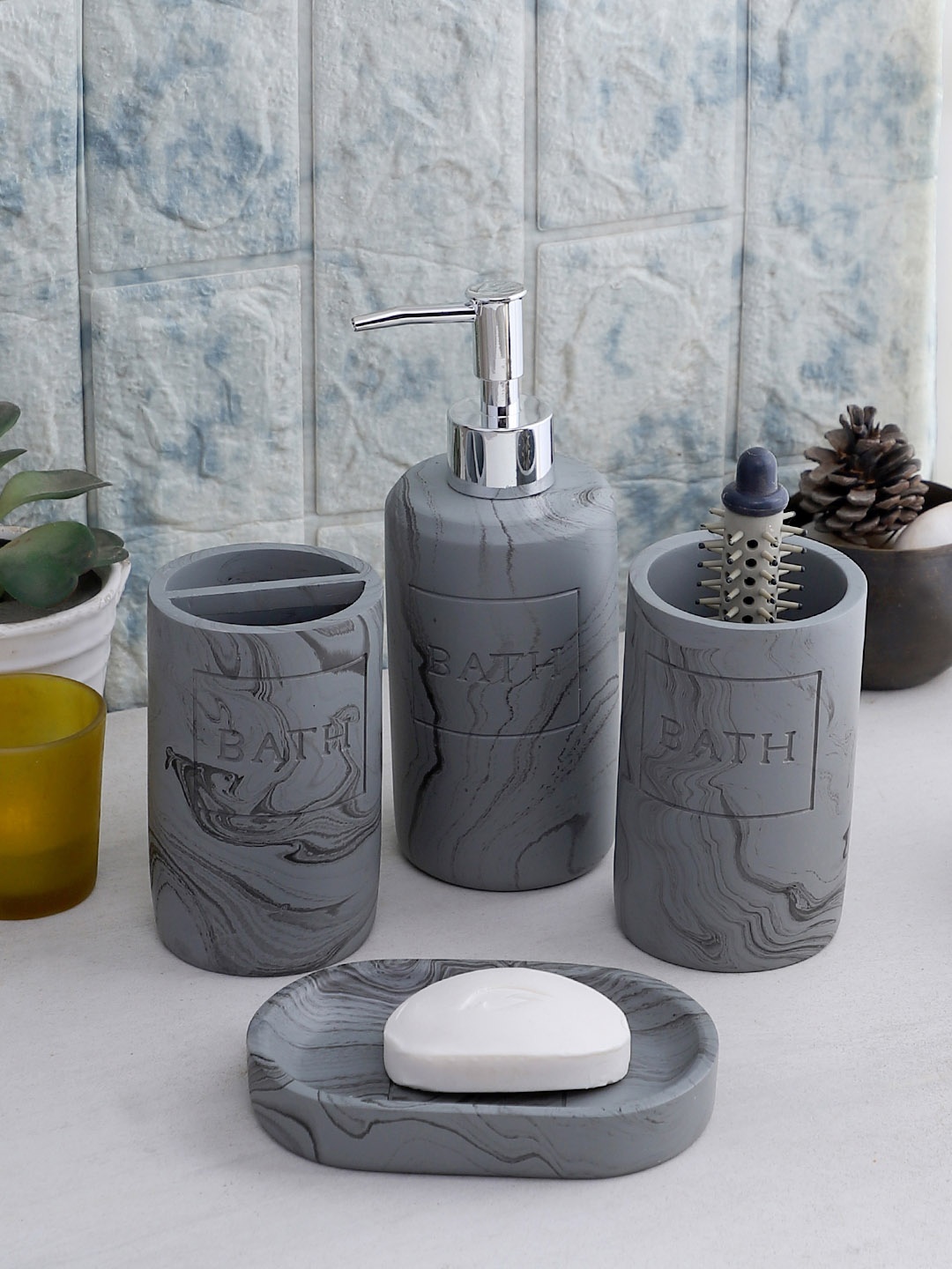 Cortina 4-Piece Grey Solid Resin Marble Finish Bathroom Accessories