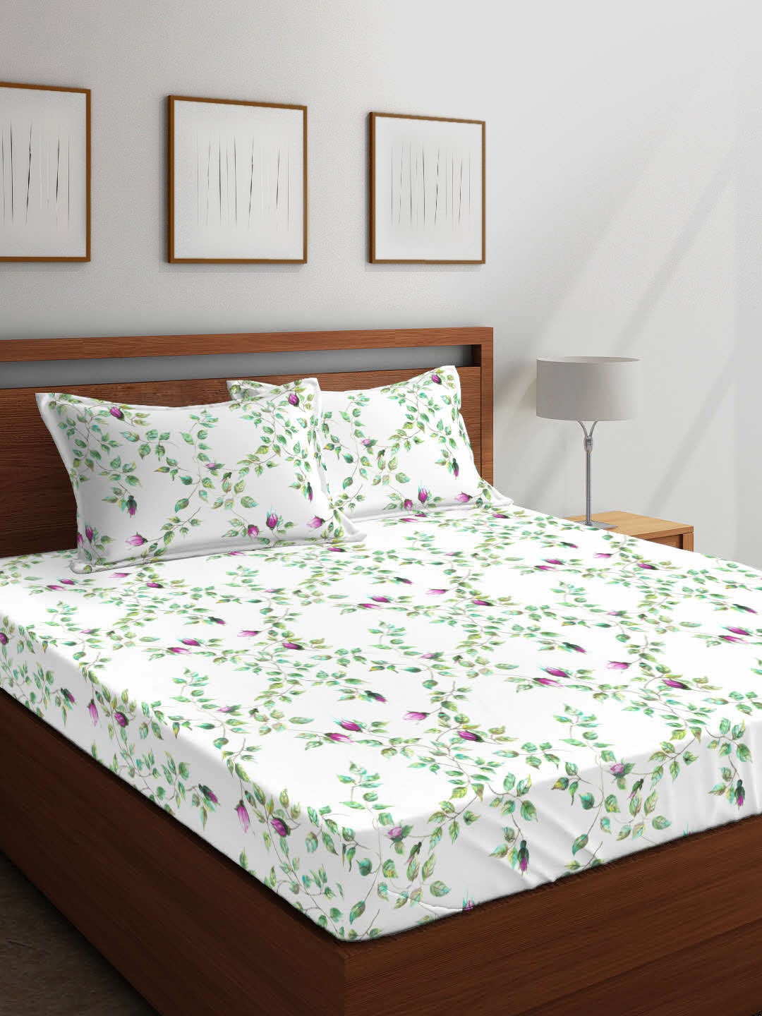 Boutique Living India White & Green Floral 144 TC Cotton 1 Queen Bedsheet with 2 Pillow Covers
Boutique Living India White & Green Floral 144 TC Cotton 1 Queen Bedsheet with 2 Pillow Covers