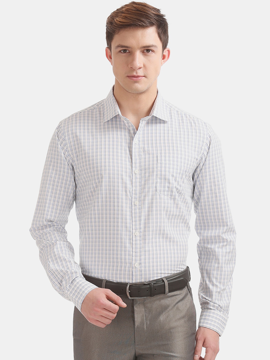 Excalibur Men White & Blue Regular Fit Checked Formal Shirt
