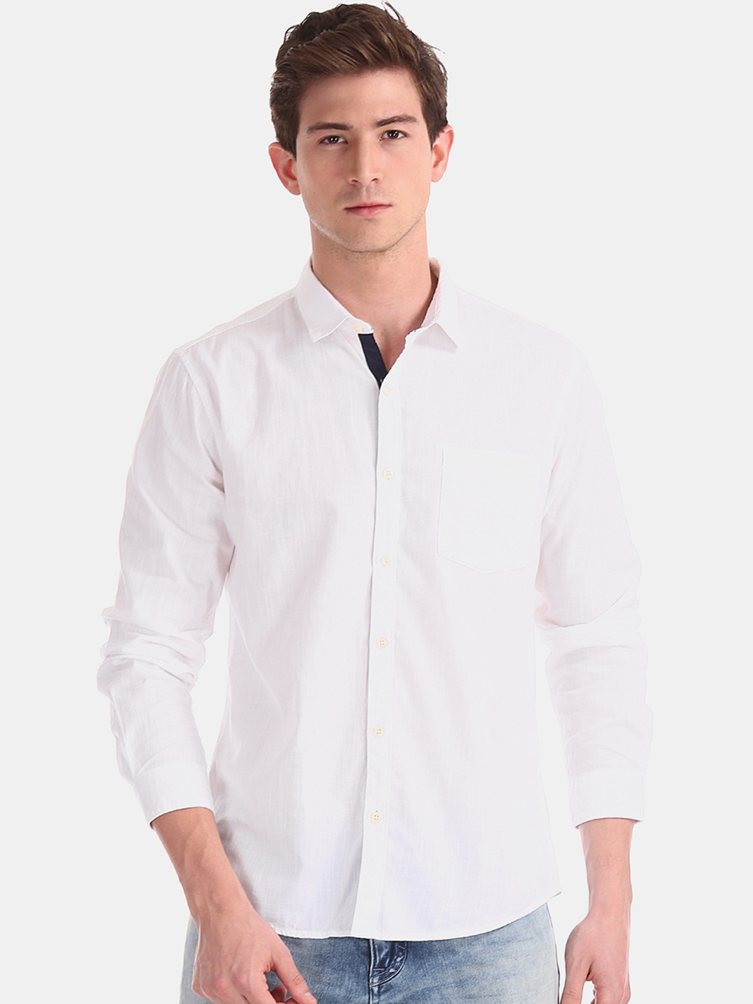 Ruggers Men White Regular Fit Solid Casual Shirt