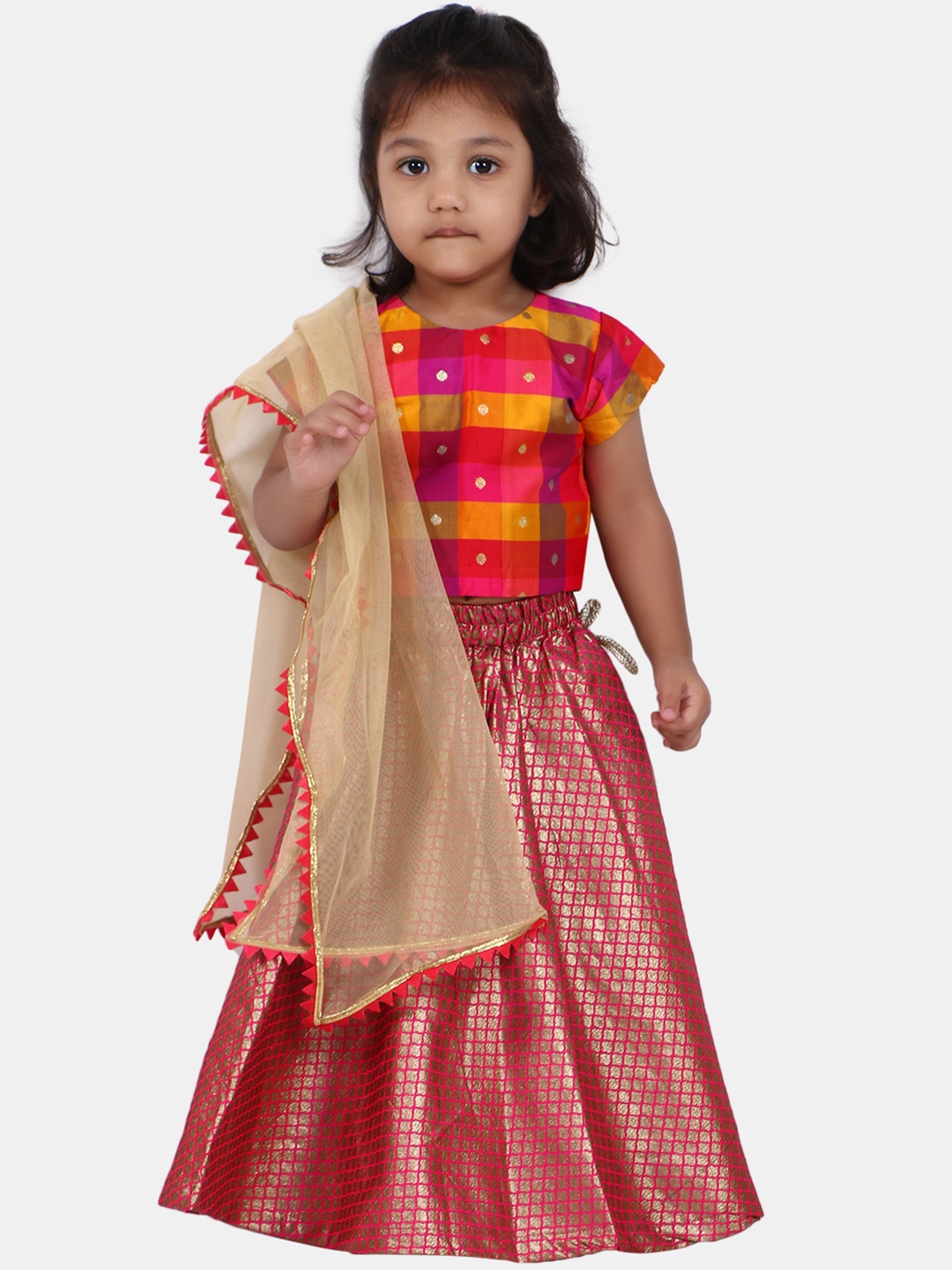 PASSION PETALS Girls Pink & Gold-Toned Woven Design Ready to Wear Lehenga & Blouse with Dupatta
PASSION PETALS Girls Pink & Gold-Toned Woven Design Ready to Wear Lehenga & Blouse with Dupatta
