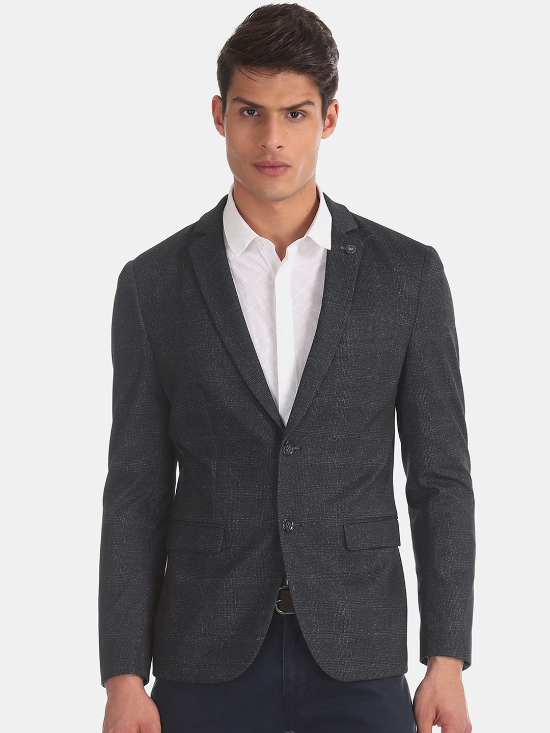 U.S. Polo Assn. Men Charcoal Grey Self-Design Slim-Fit Single-Breasted Casual Blazer
U.S. Polo Assn. Men Charcoal Grey Self-Design Slim-Fit Single-Breasted Casual Blazer