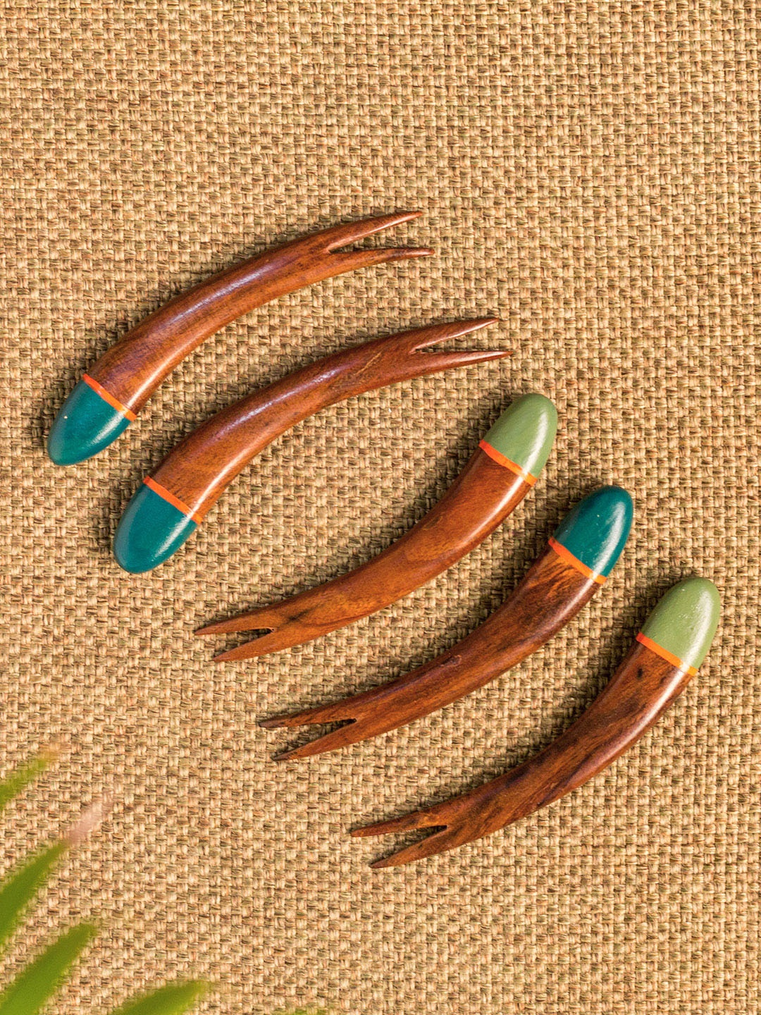 ExclusiveLane Set Of 5 Brown & Blue Hand-Painted The Peacock Sheesham Wooden Fruit Forks
ExclusiveLane Set Of 5 Brown & Blue Hand-Painted The Peacock Sheesham Wooden Fruit Forks