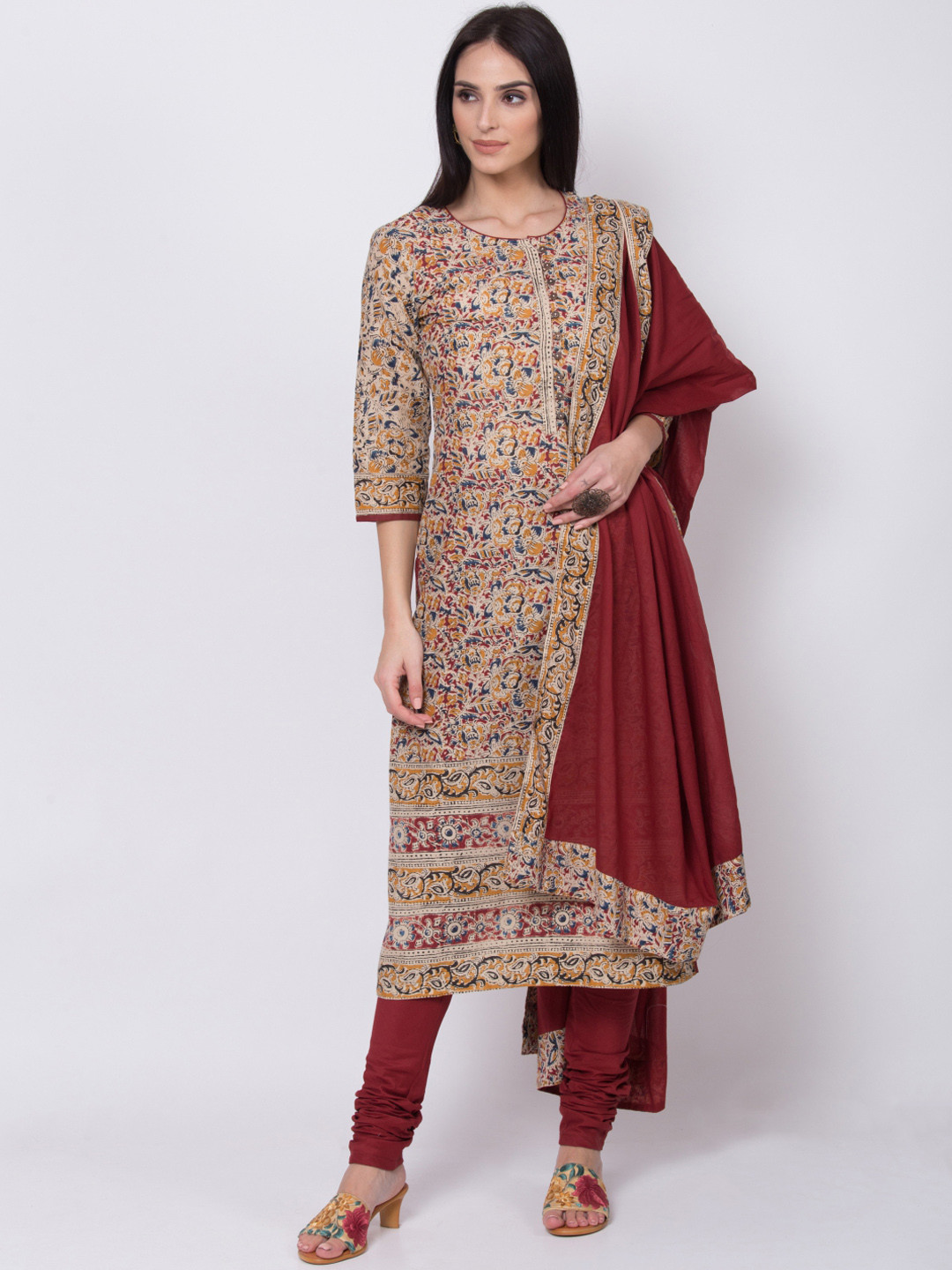 Biba Women Red & Beige Printed Kurta with Churidar & Dupatta 
Biba Women Red & Beige Printed Kurta with Churidar & Dupatta
