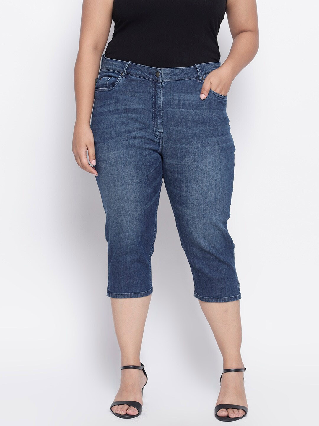 Amydus Women Plus Size Blue Solid Regular Fit Denim Capris