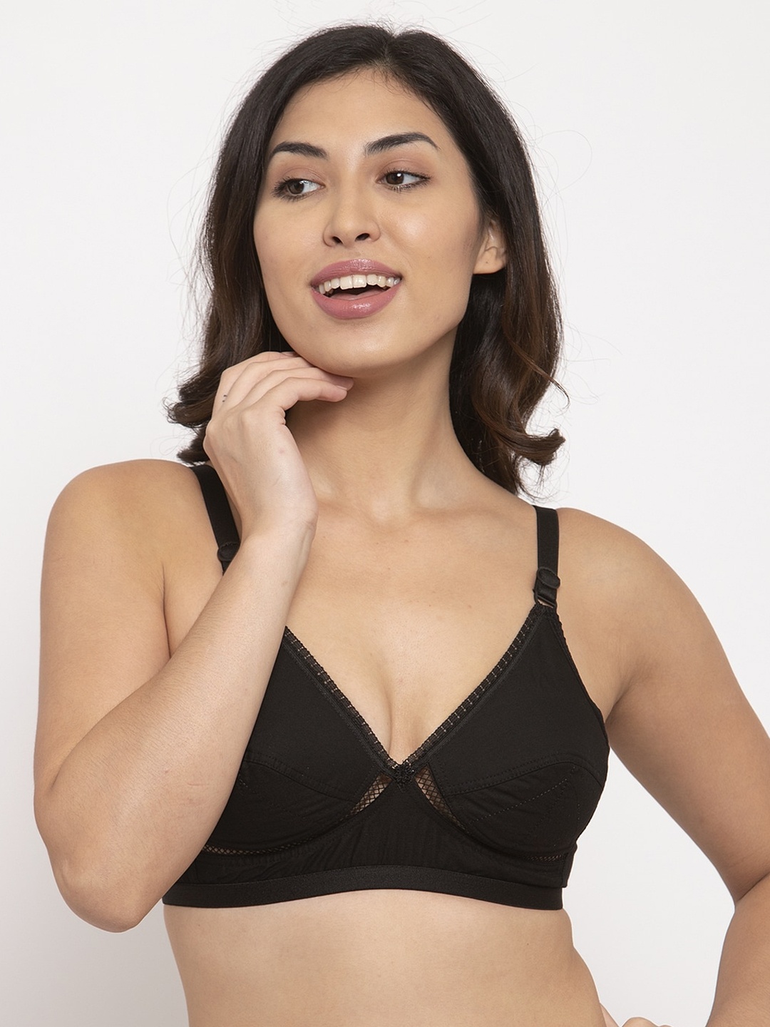 Innocence Black Solid Non-Wired Non Padded Everyday Bra BBAPLIN90110
