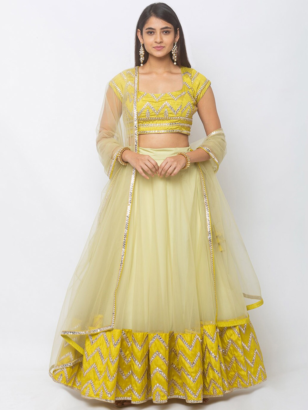 6Y COLLECTIVE Lime Green & Yellow Embroidered Ready to Wear Lehenga & Unstitched Blouse with Dupatta
6Y COLLECTIVE Lime Green & Yellow Embroidered Ready to Wear Lehenga & Unstitched Blouse with Dupatta