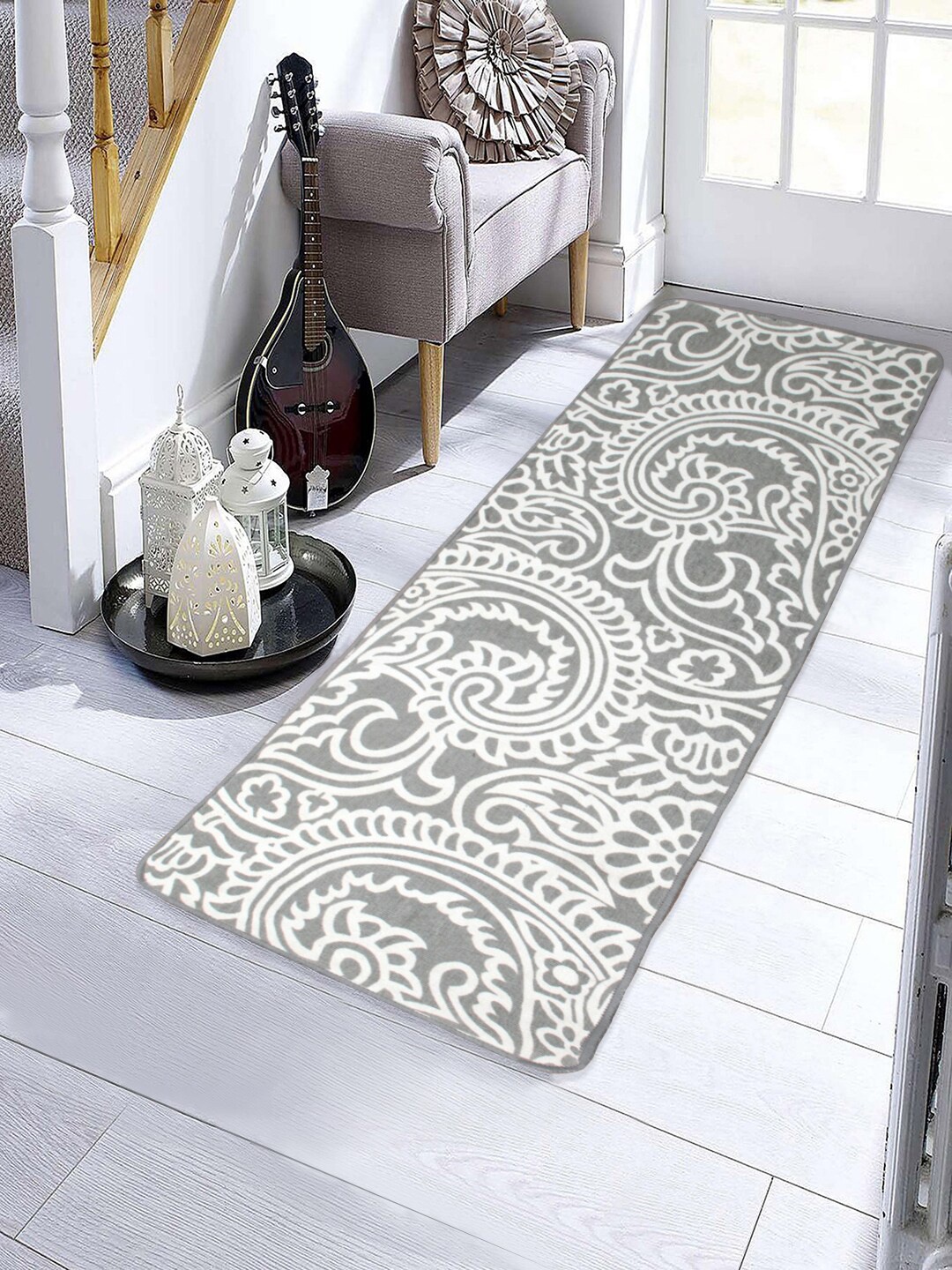 Saral Home White & Grey Floral Anti-Skid Floor Runner