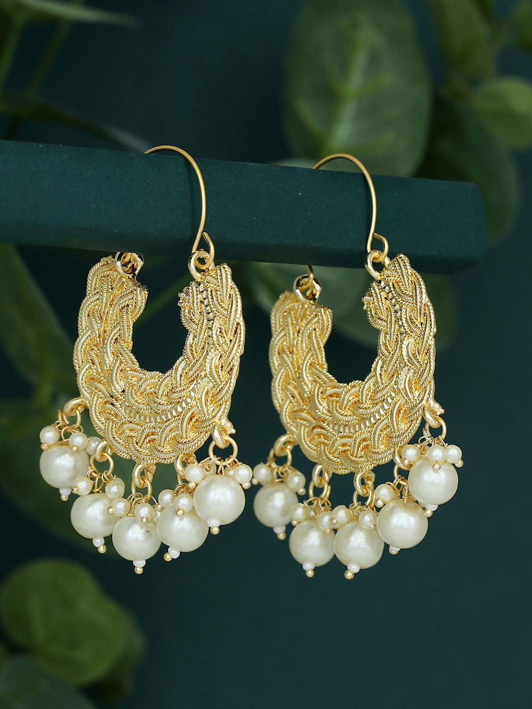Sukkhi Gold-Toned Crescent Shaped Chandbalis