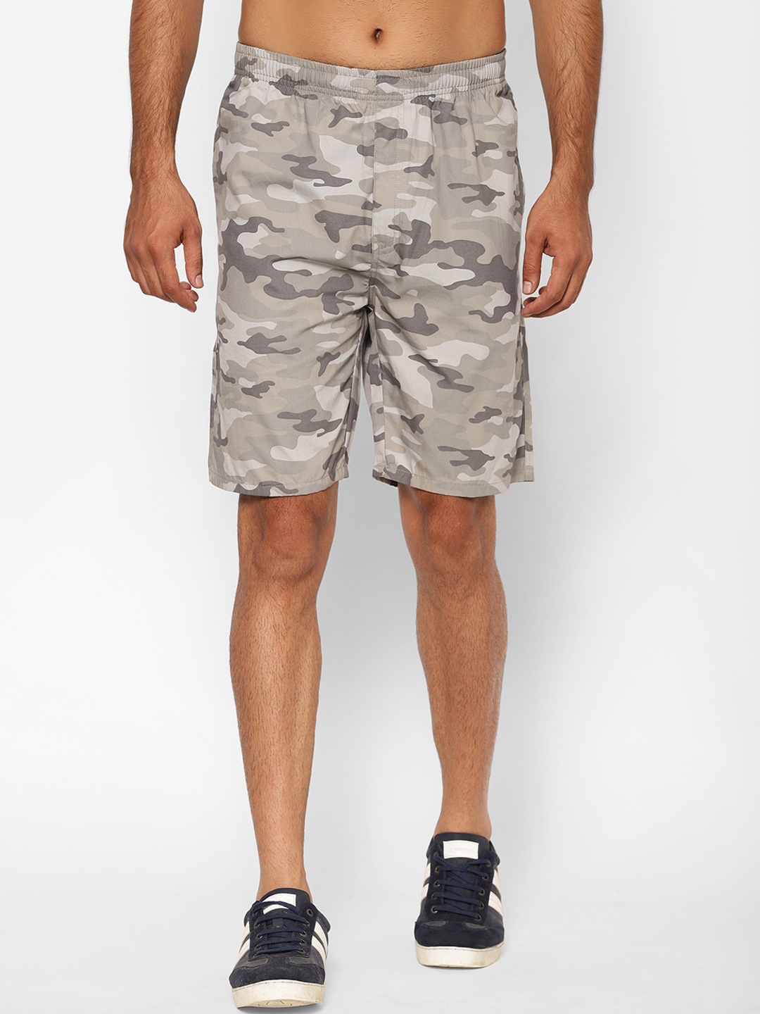 SAPPER Men Grey Camouflage Printed Regular Fit Sports Shorts