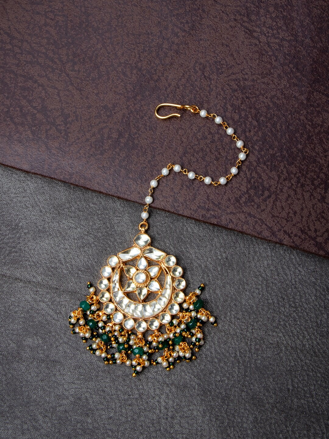 MORKANTH JEWELLERY Gold-Plated White & Green Kundan-Studded Beaded Maang Tikka