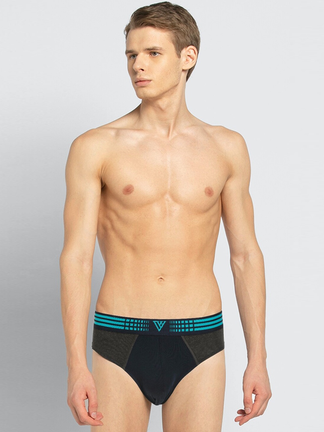 Van Heusen Men Dark Navy W Anthra Melange Solid Anti Bacterial Colour Fresh Brief, Navy blue
Van Heusen Men Dark Navy W Anthra Melange Solid Anti Bacterial Colour Fresh Brief, Navy blue