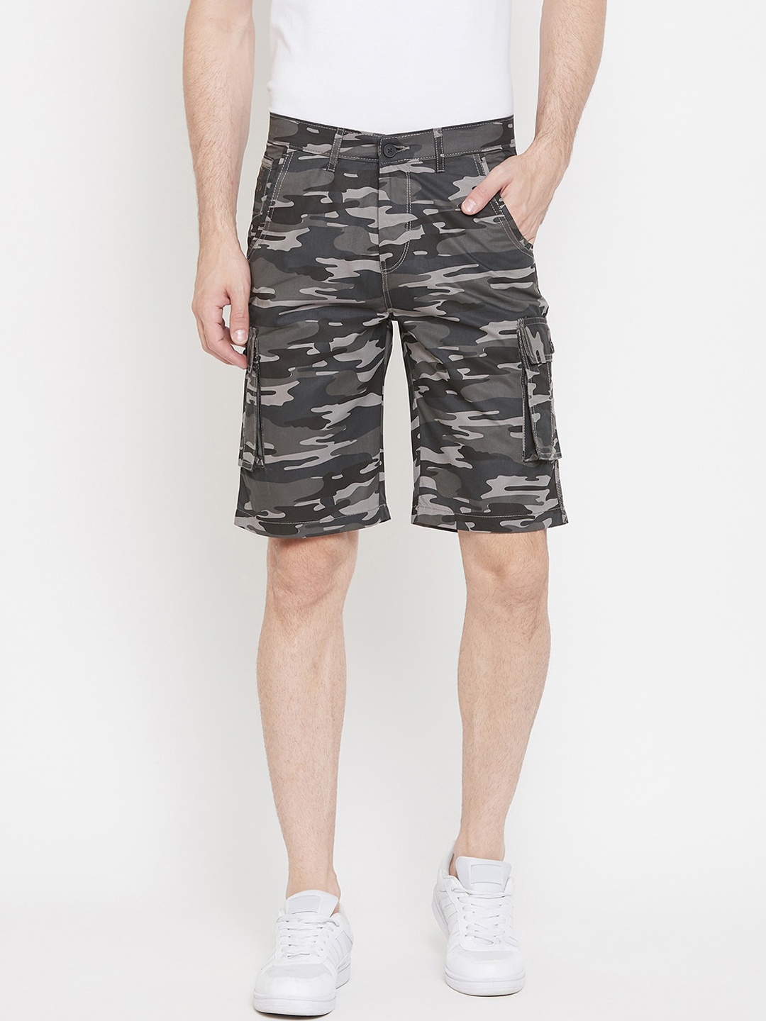 Crimsoune Club Men Grey & Black Camouflage Printed Slim Fit Cargo Shorts