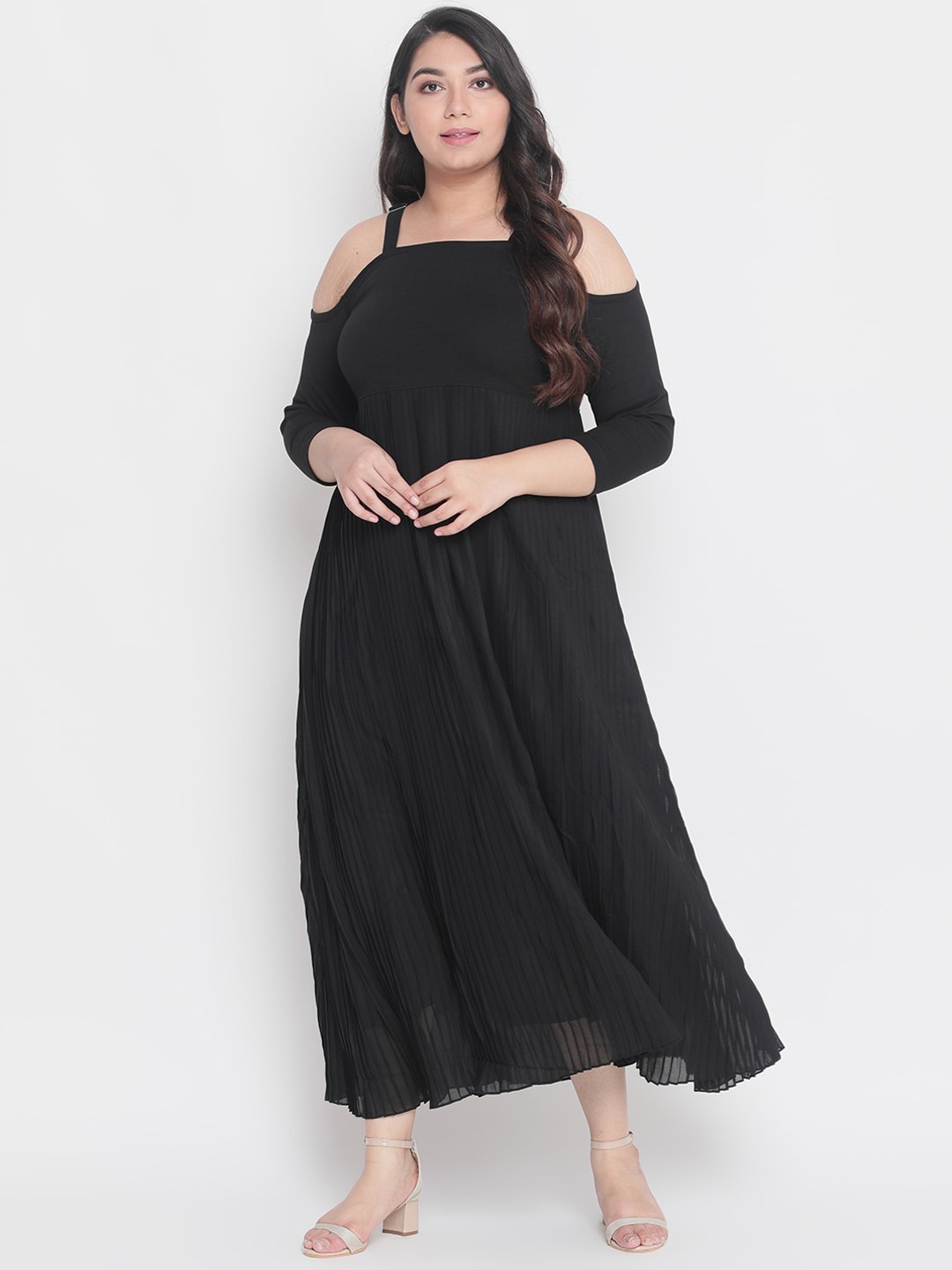 Amydus Women Plus Size Black Solid Maxi Dress