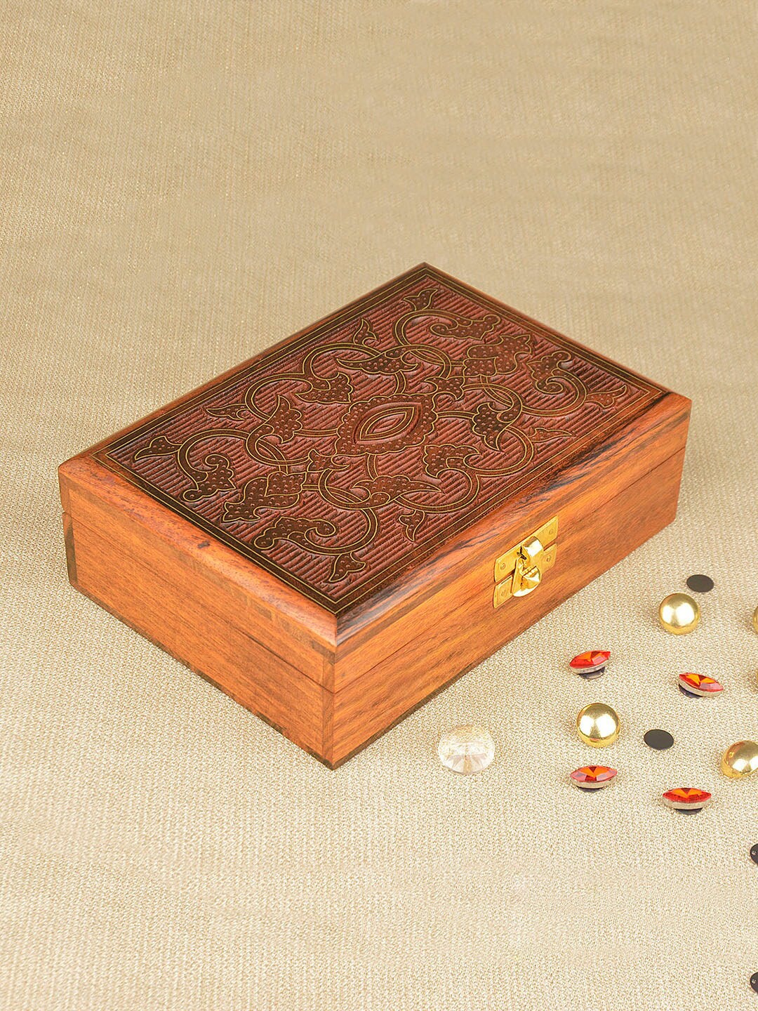 StyleMyWay Brown Engraved Rectangular Sheesham Wood Handcrafted Jewellery Box Organizer
StyleMyWay Brown Engraved Rectangular Sheesham Wood Handcrafted Jewellery Box Organizer