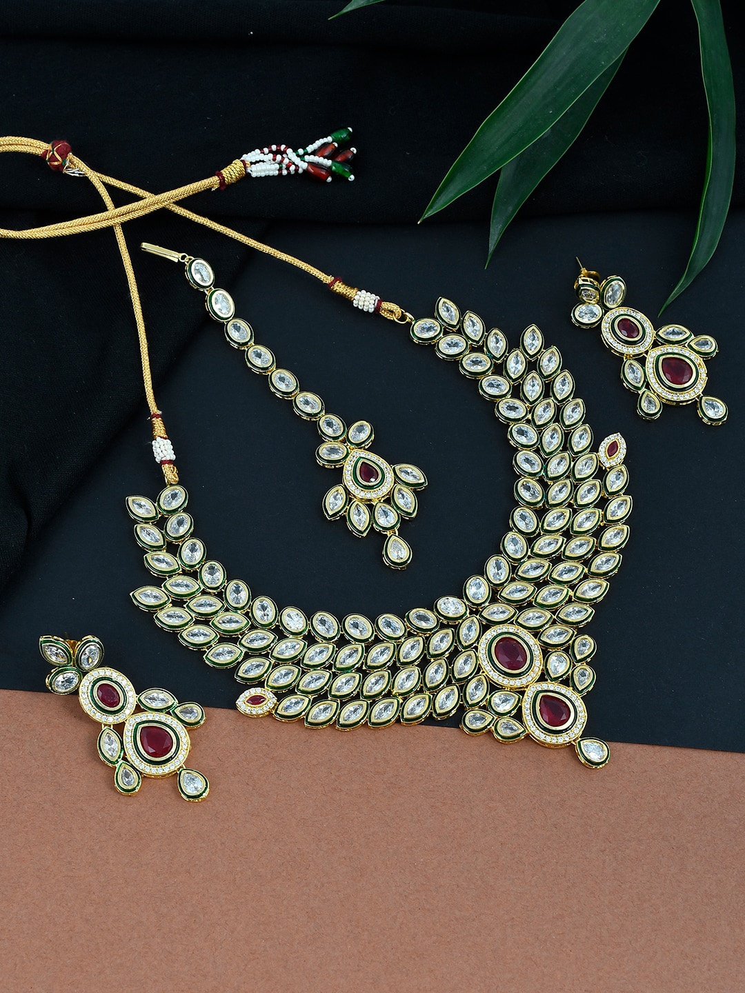 Silvermerc Designs Gold-Plated White & Pink American Diamond & Kundan Studded Bridal Jewellery Set
Silvermerc Designs Gold-Plated White & Pink American Diamond & Kundan Studded Bridal Jewellery Set