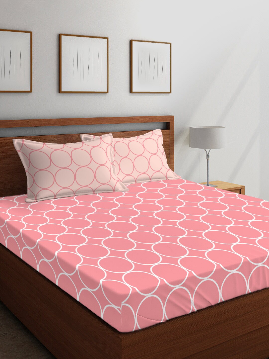 Layers Coral & White Geometric 104 TC 100% Cotton Double Queen Bedsheet with Two Pillow Covers
Layers Coral & White Geometric 104 TC 100% Cotton Double Queen Bedsheet with Two Pillow Covers