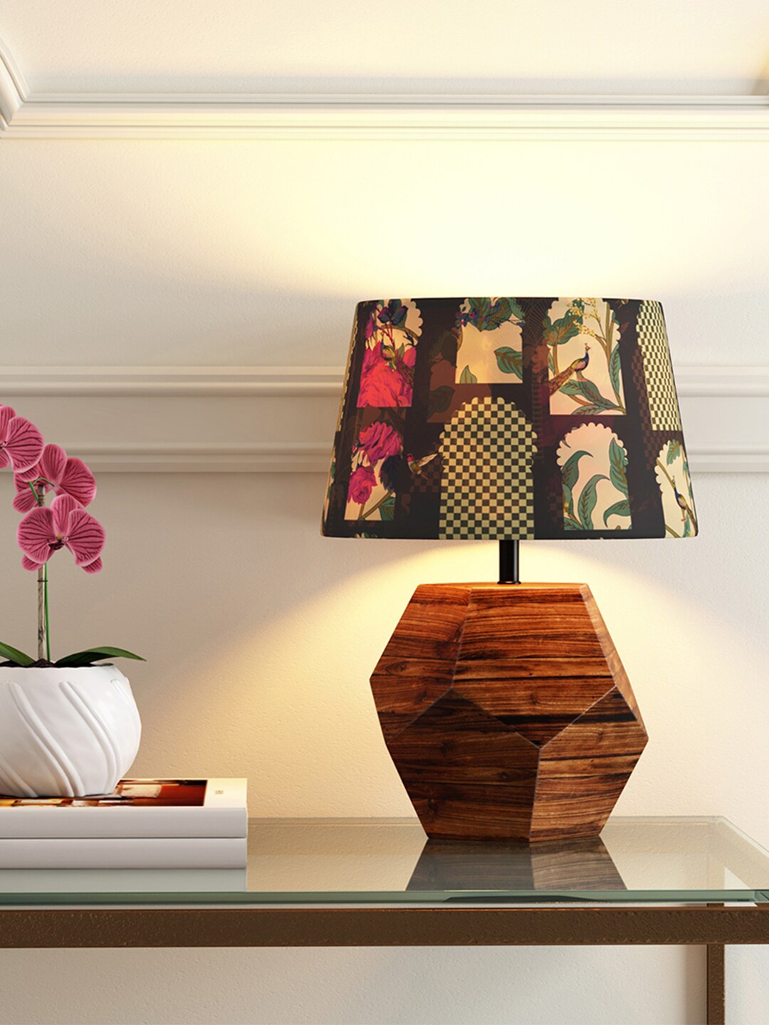 India Circus by Krsnaa Mehta Black Signature Windows Hexagonal Bedside Standard Lamp
India Circus by Krsnaa Mehta Black Signature Windows Hexagonal Bedside Standard Lamp