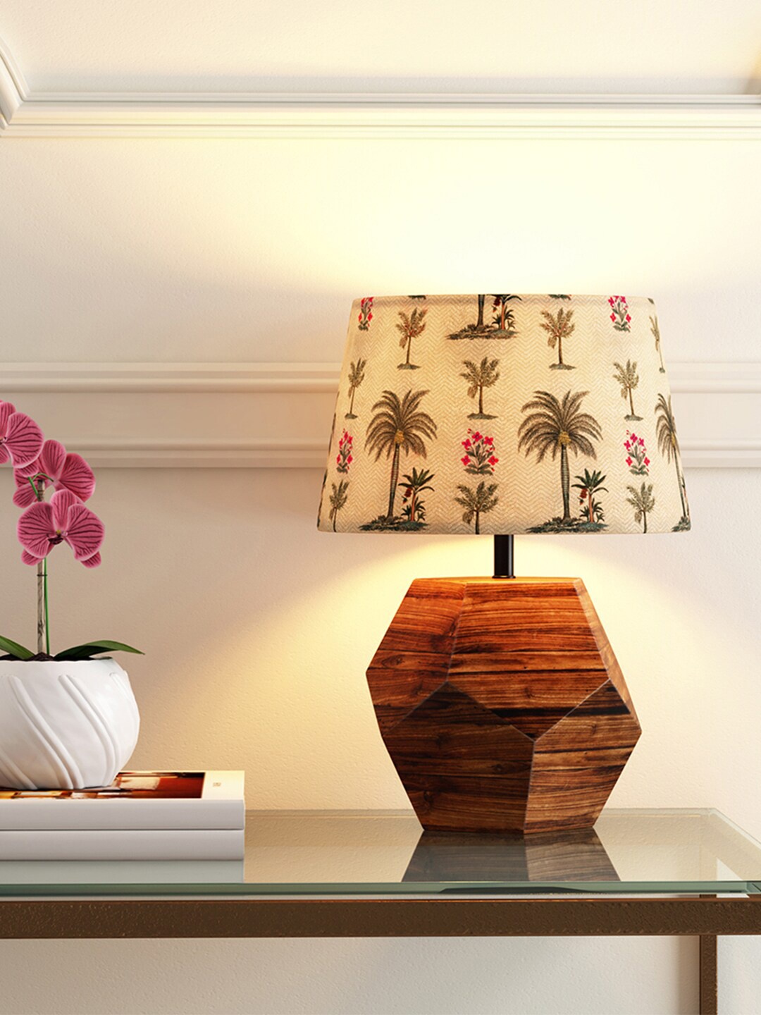 India Circus by Krsnaa Mehta Cream-Colored Chevron Palms Printed Hexagonal Table Lamp
India Circus by Krsnaa Mehta Cream-Colored Chevron Palms Printed Hexagonal Table Lamp